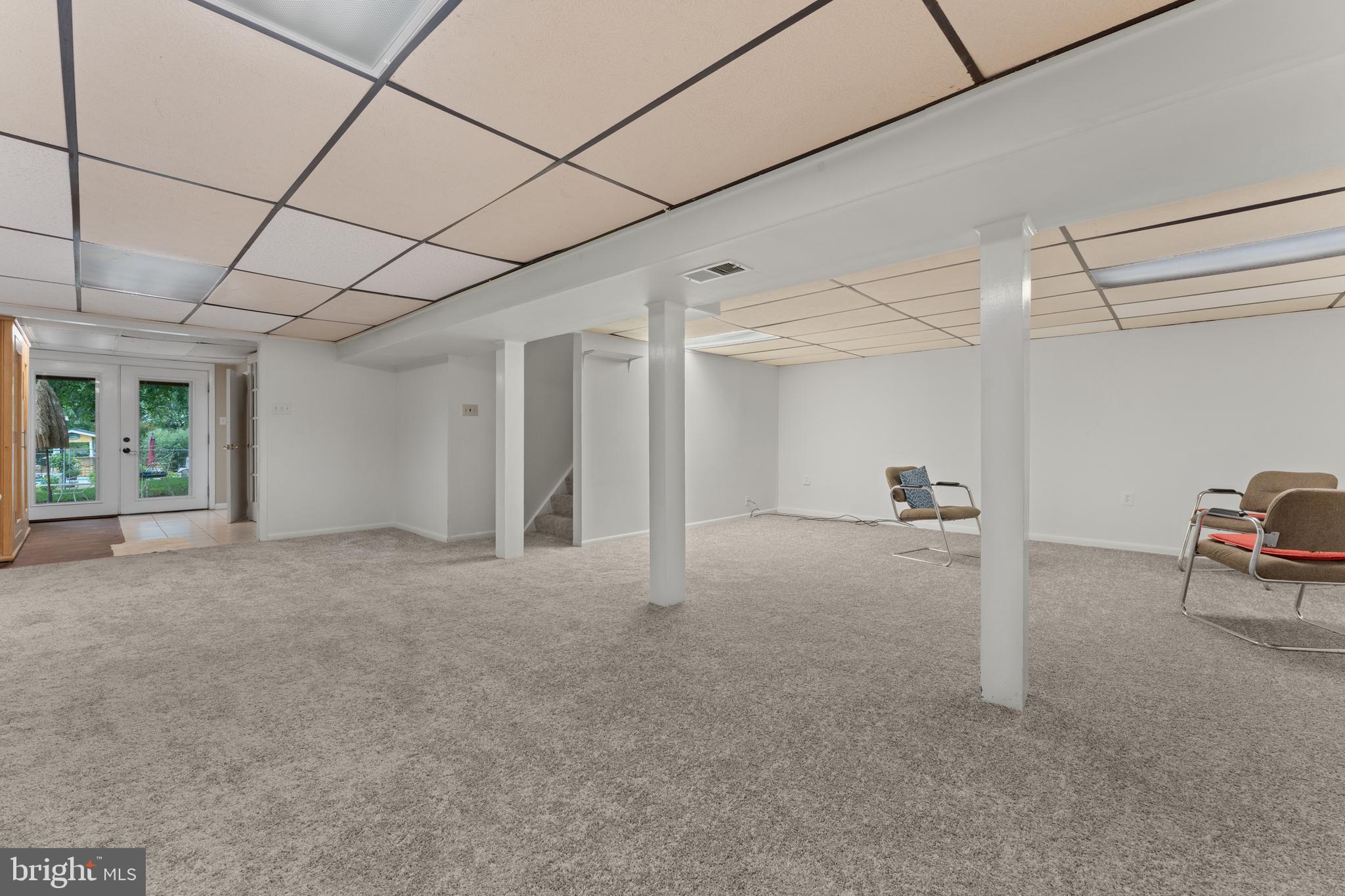 FOXHILLS - Residential