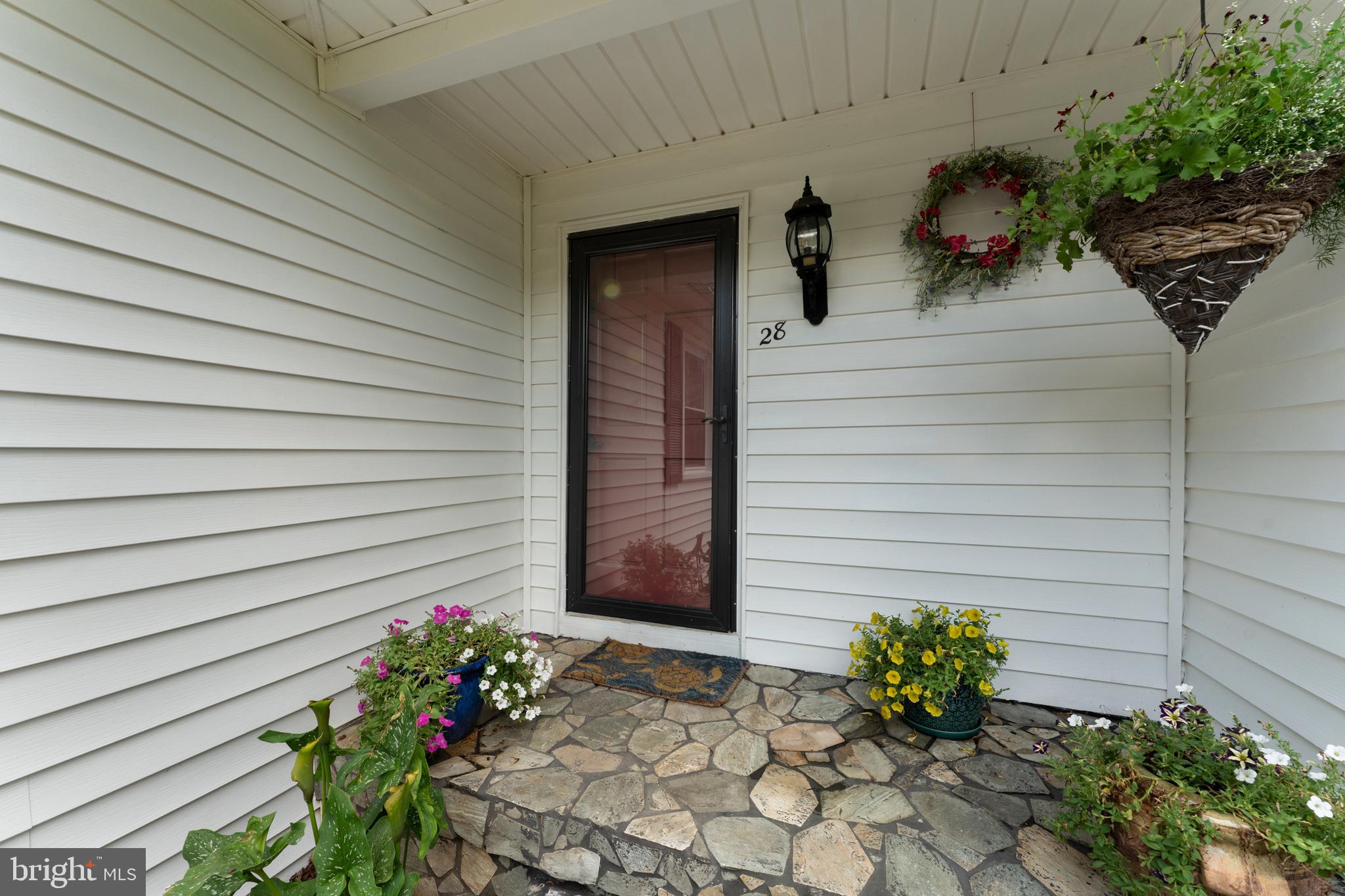 FOXHILLS - Residential