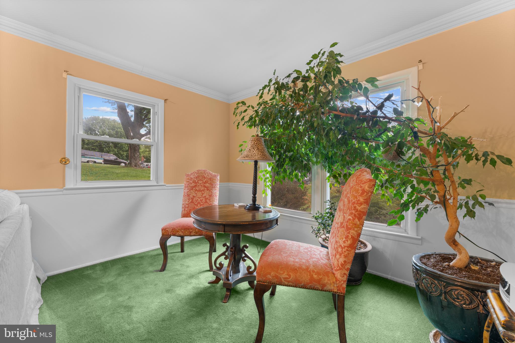 FOXHILLS - Residential