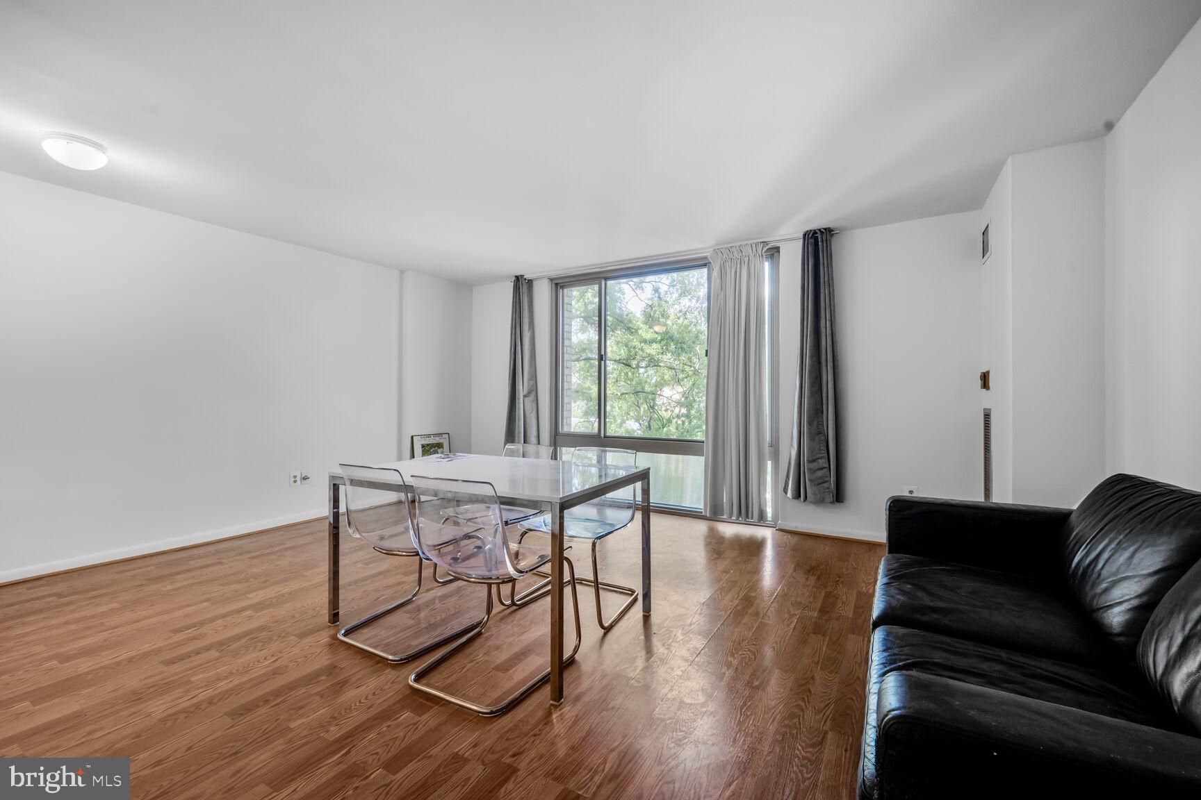 FOGGY BOTTOM - Residential