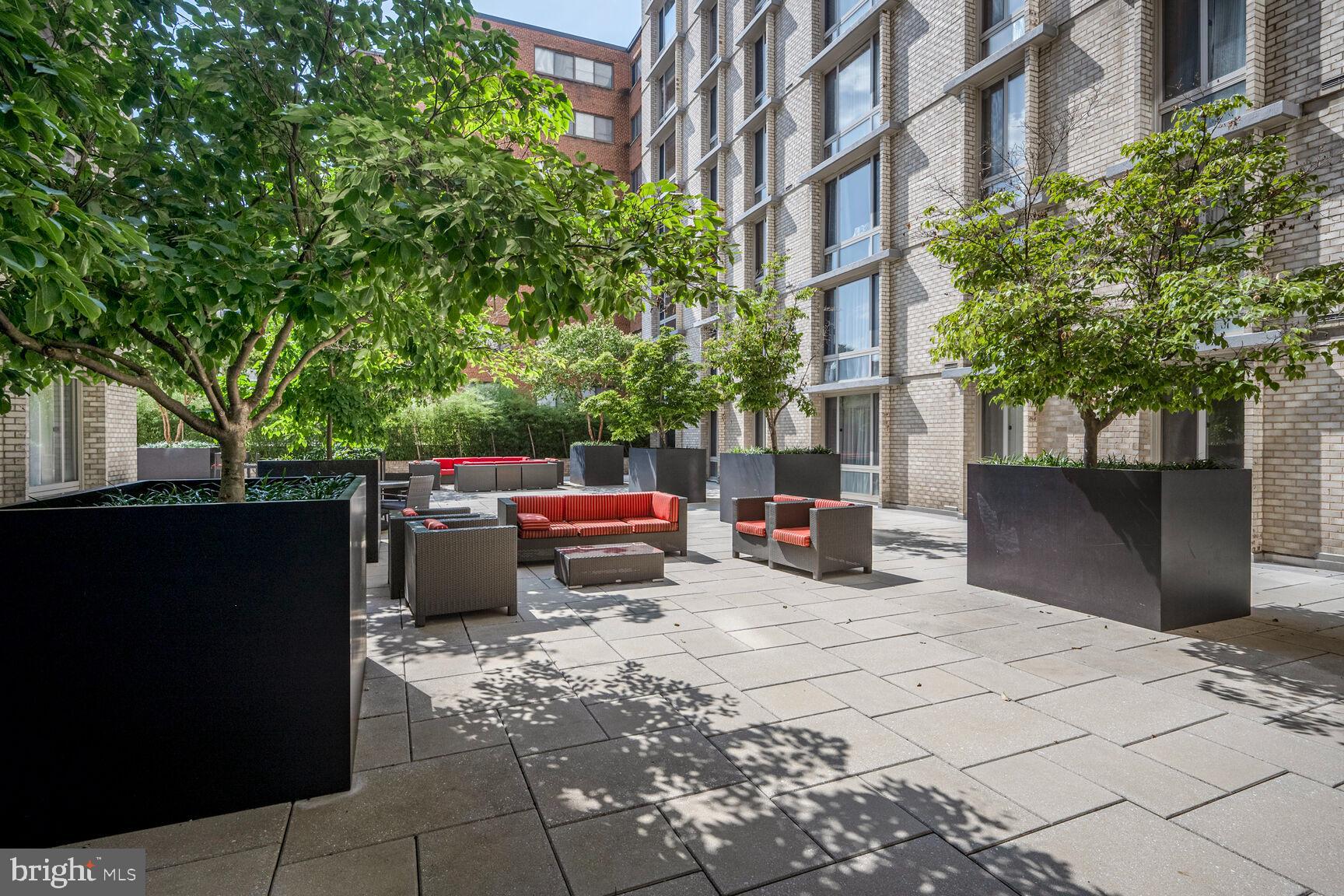 FOGGY BOTTOM - Residential