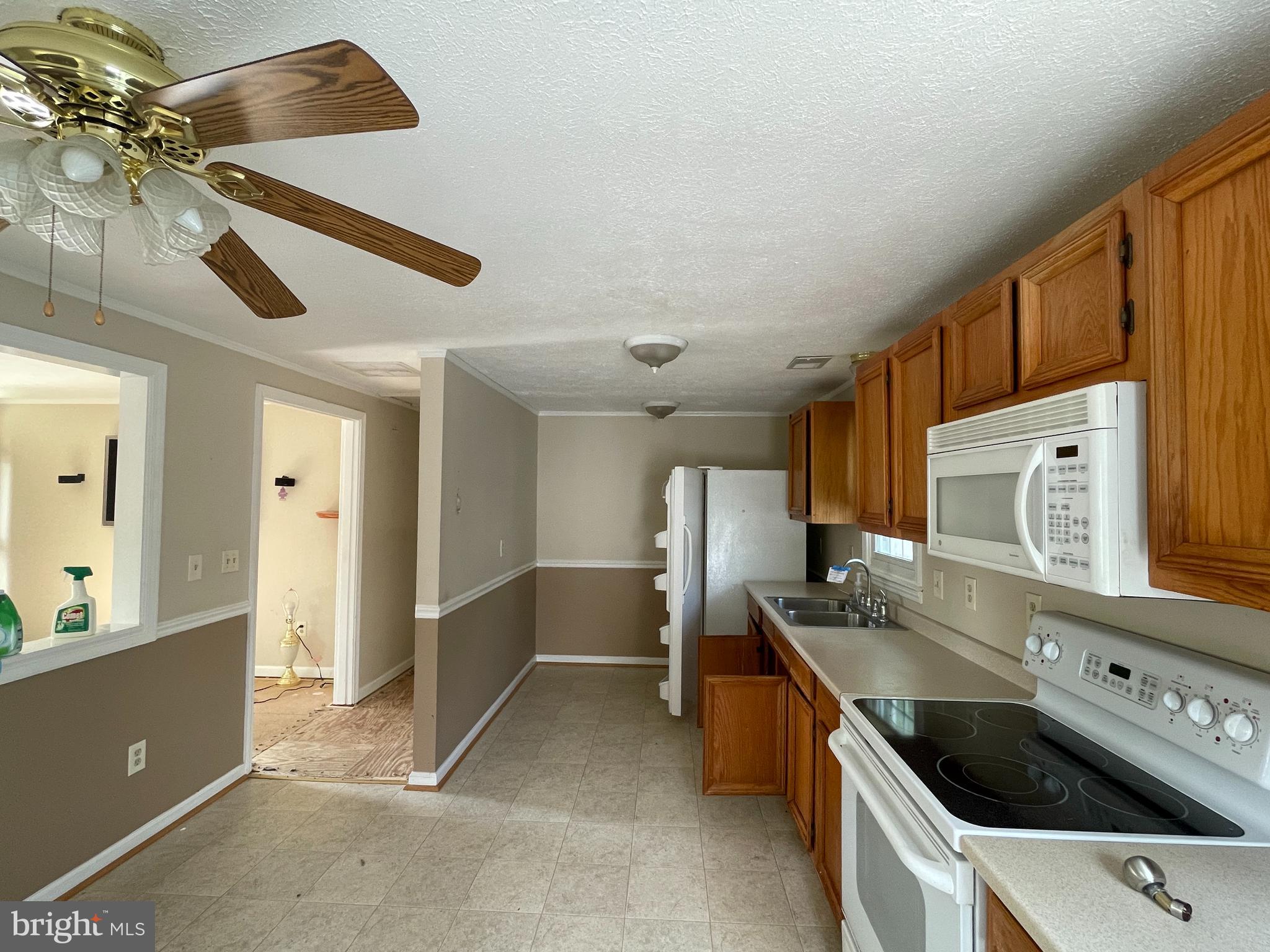 RIVIERA BEACH - Residential