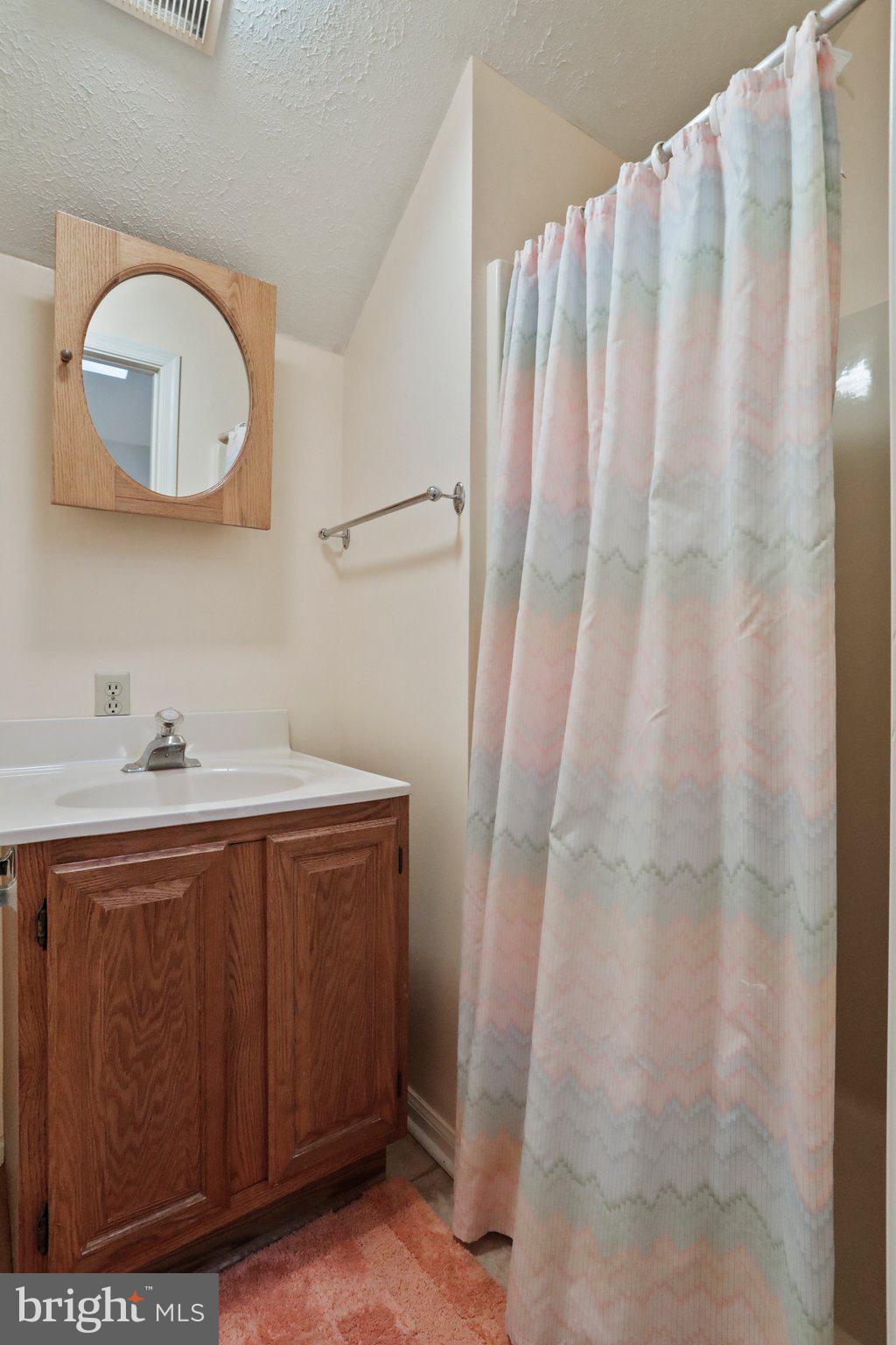 COOLFONT MOUNTAINSIDE - Residential