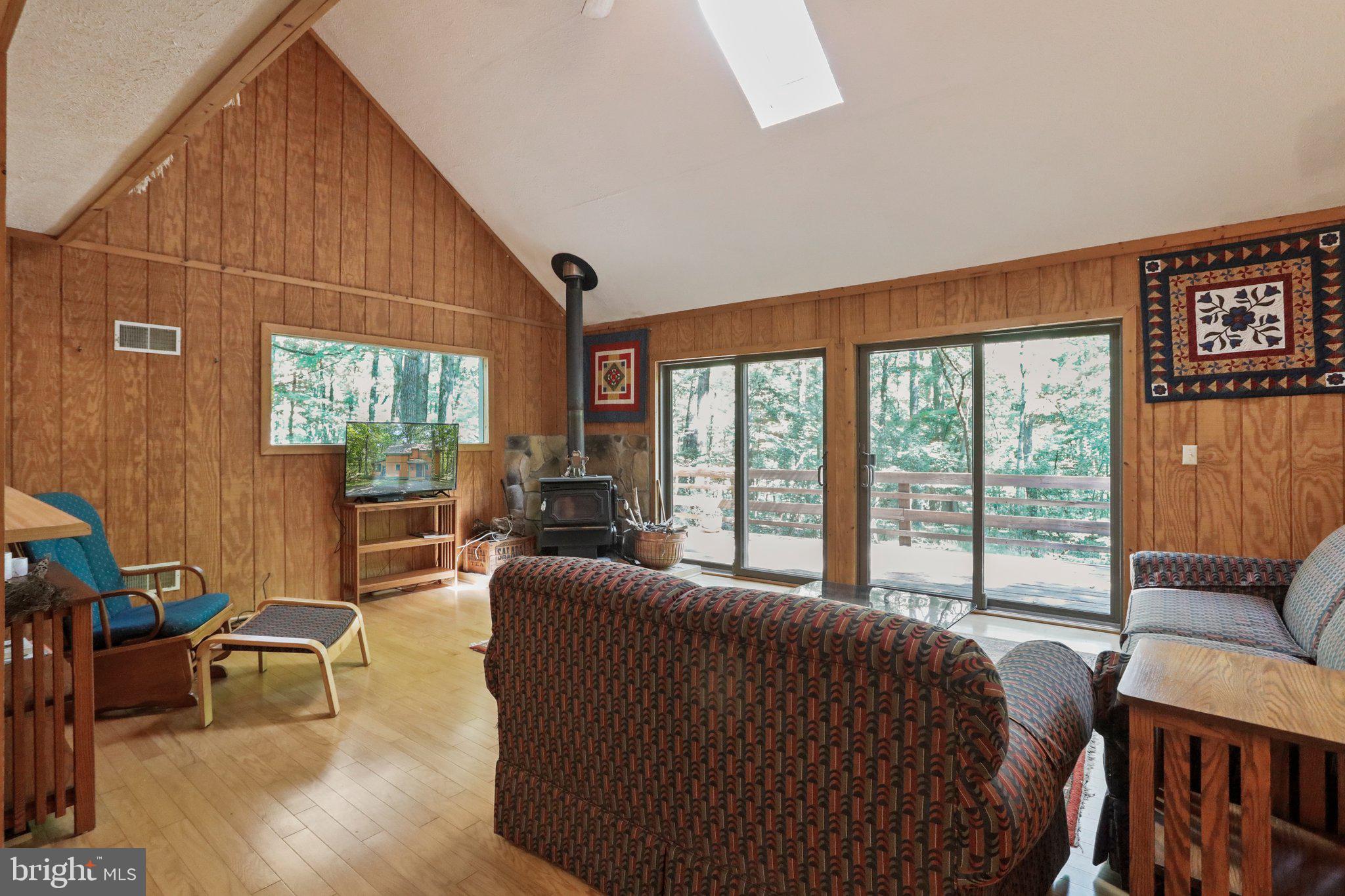 COOLFONT MOUNTAINSIDE - Residential