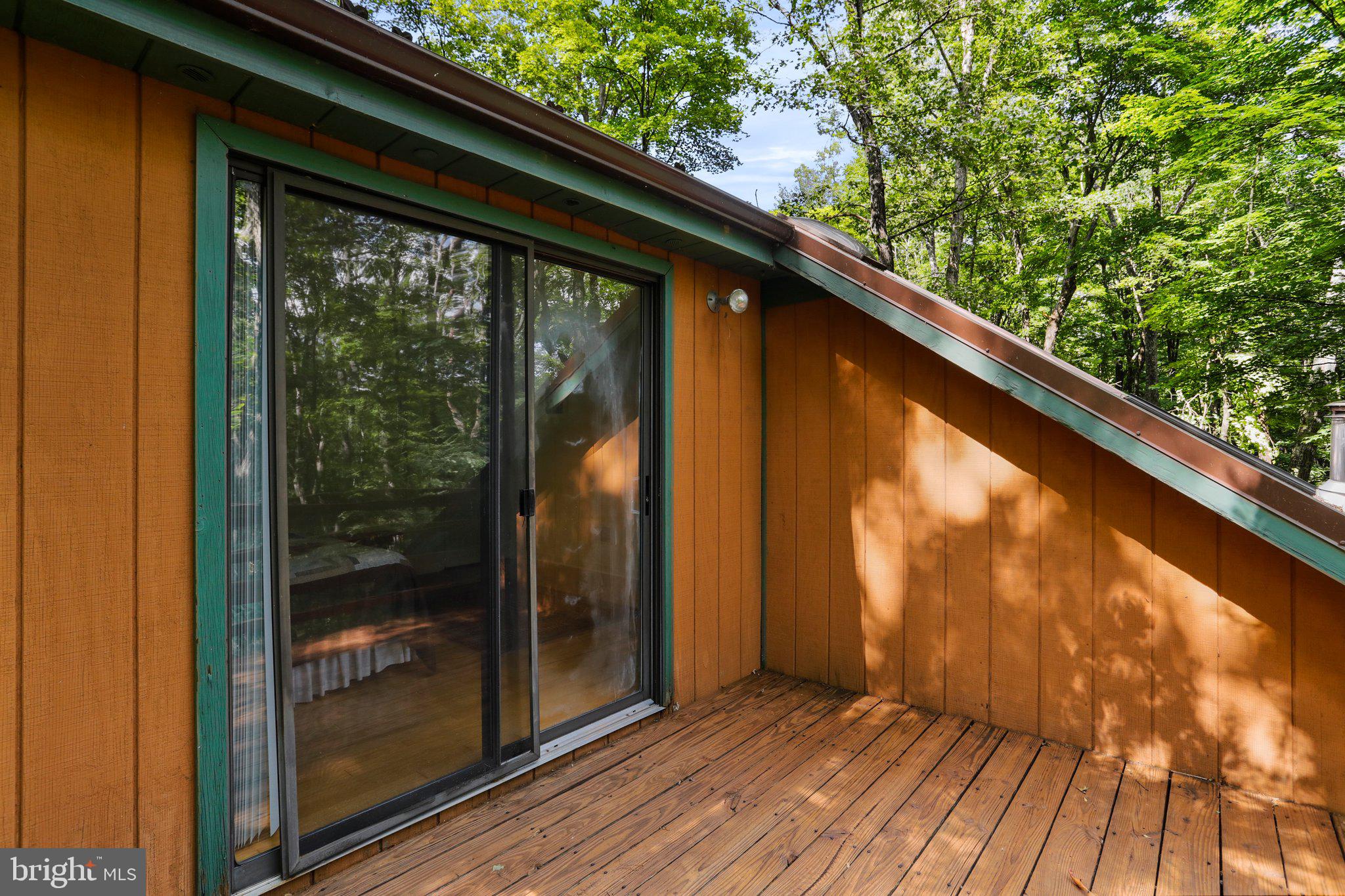 COOLFONT MOUNTAINSIDE - Residential