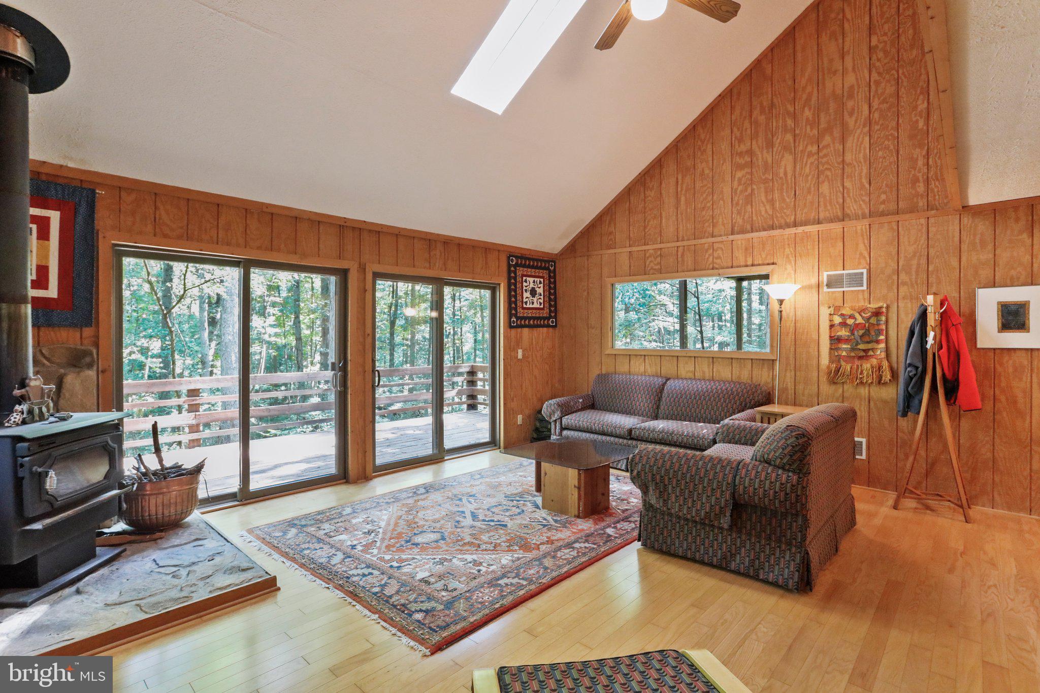 COOLFONT MOUNTAINSIDE - Residential