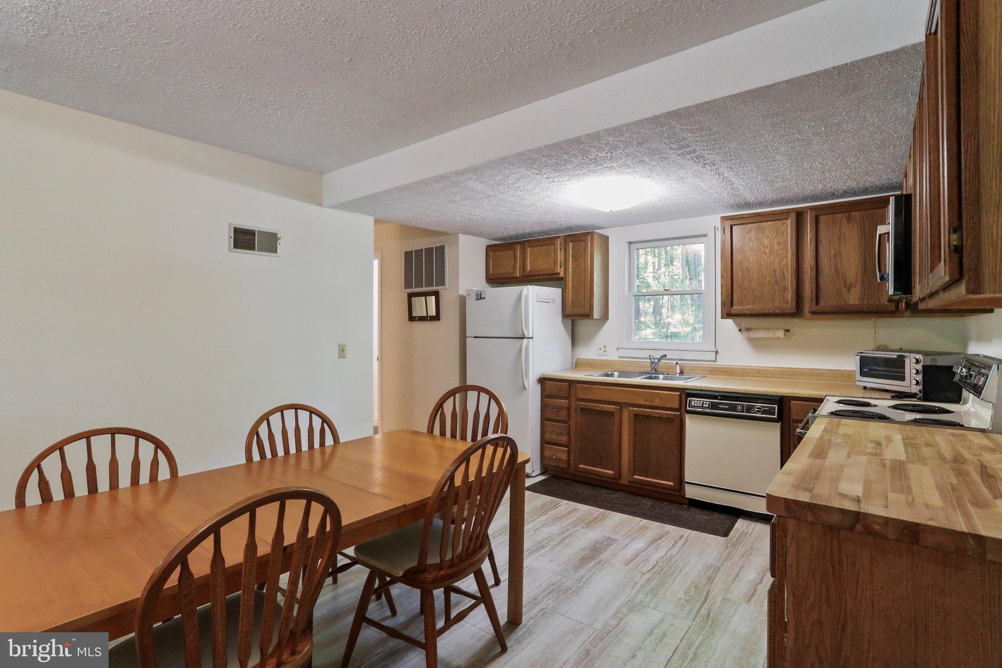 COOLFONT MOUNTAINSIDE - Residential