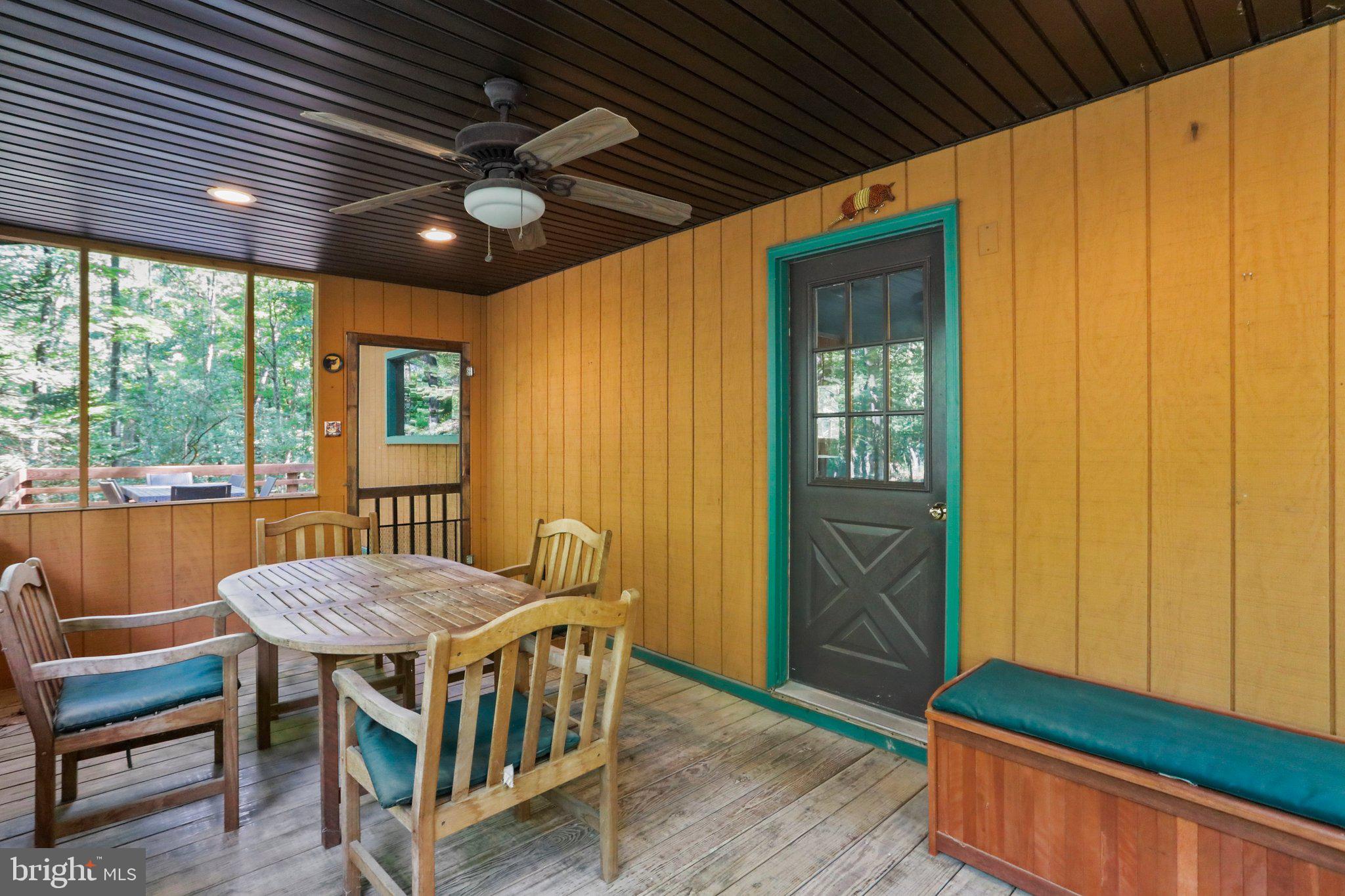 COOLFONT MOUNTAINSIDE - Residential