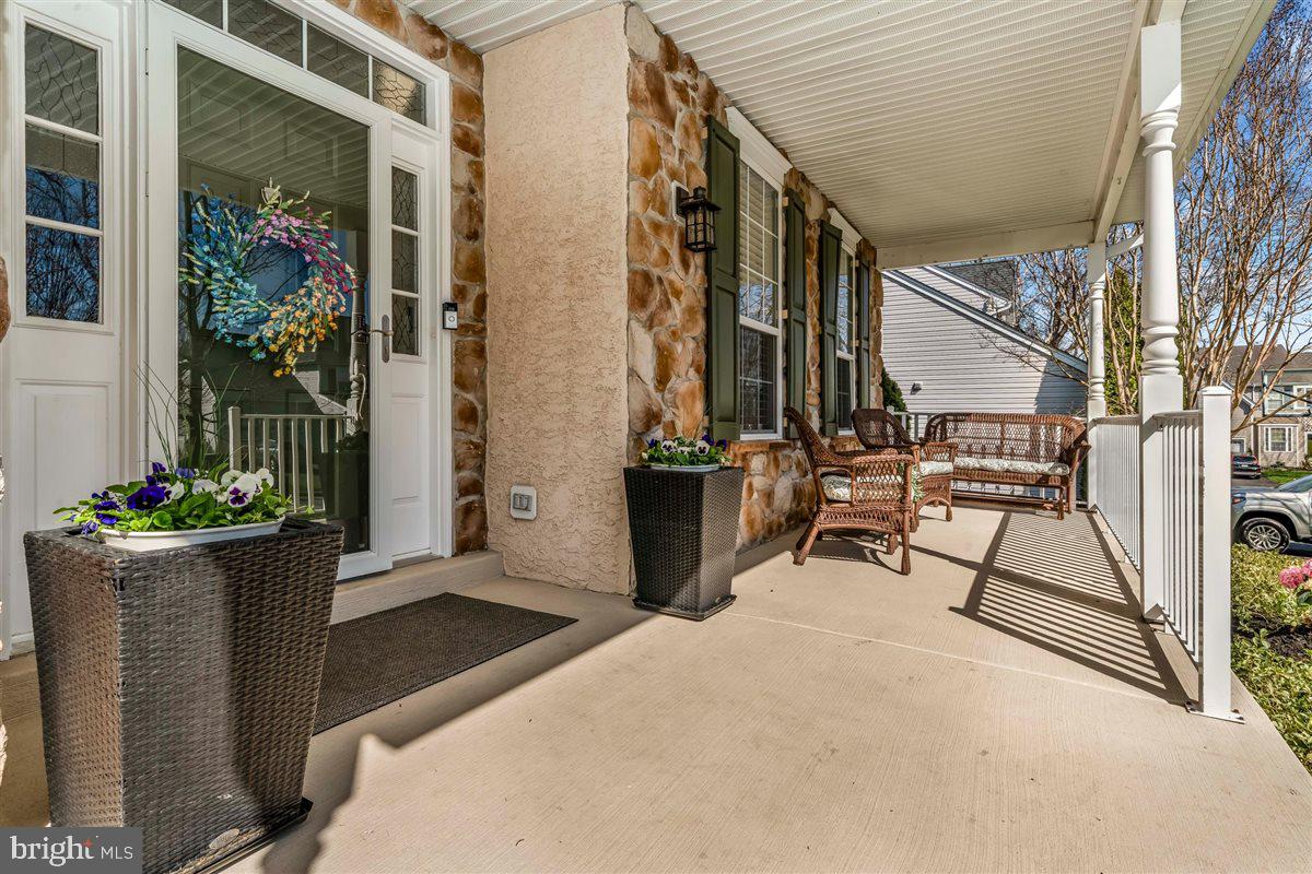 204 FOUR IN HAND COURT