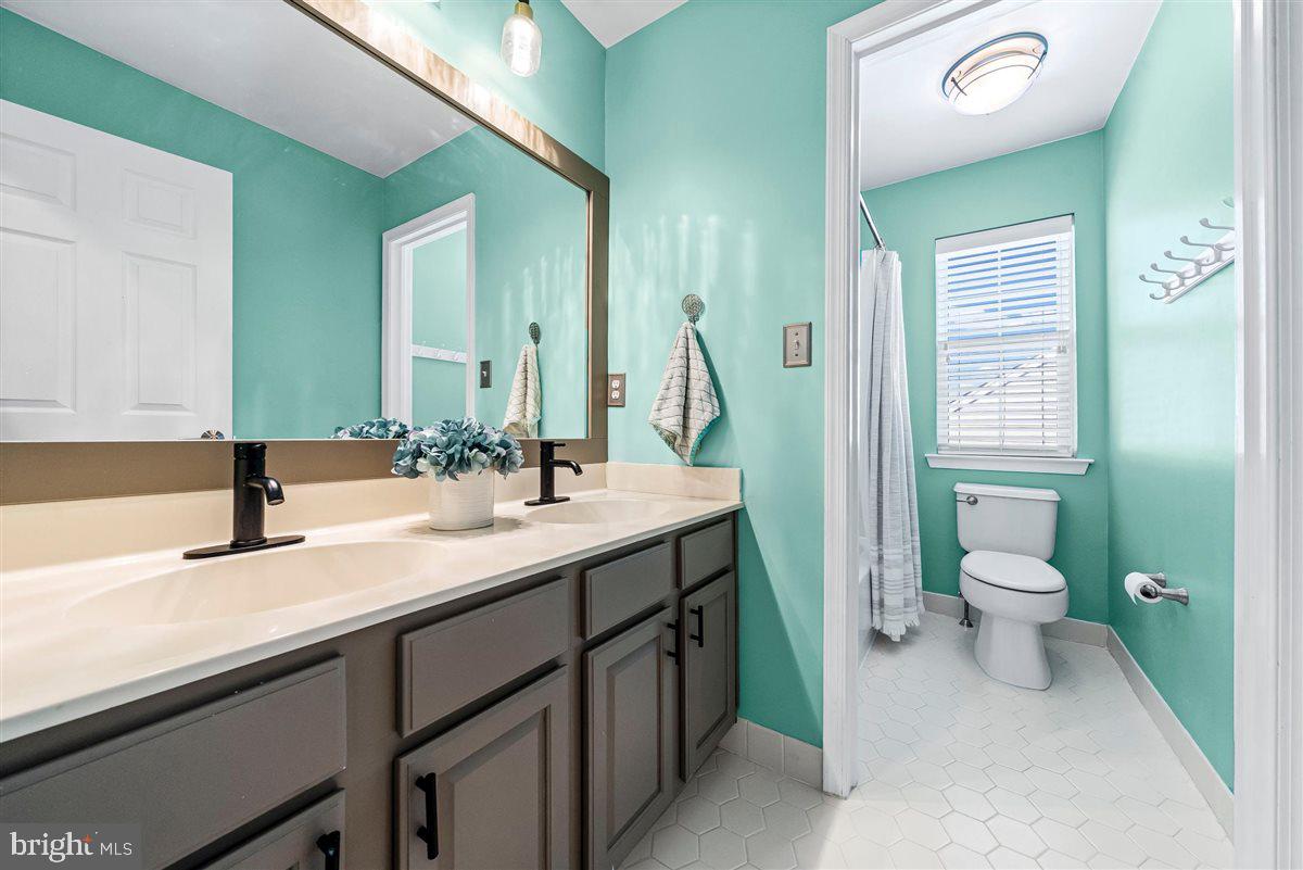 BRANDYWINE @ THORN - Residential