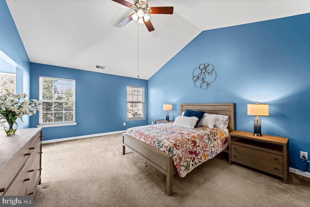 BRANDYWINE @ THORN - Residential