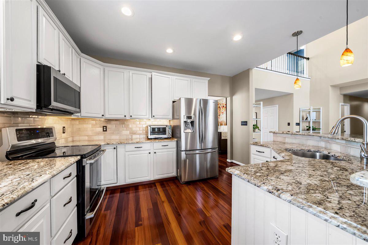 BRANDYWINE @ THORN - Residential