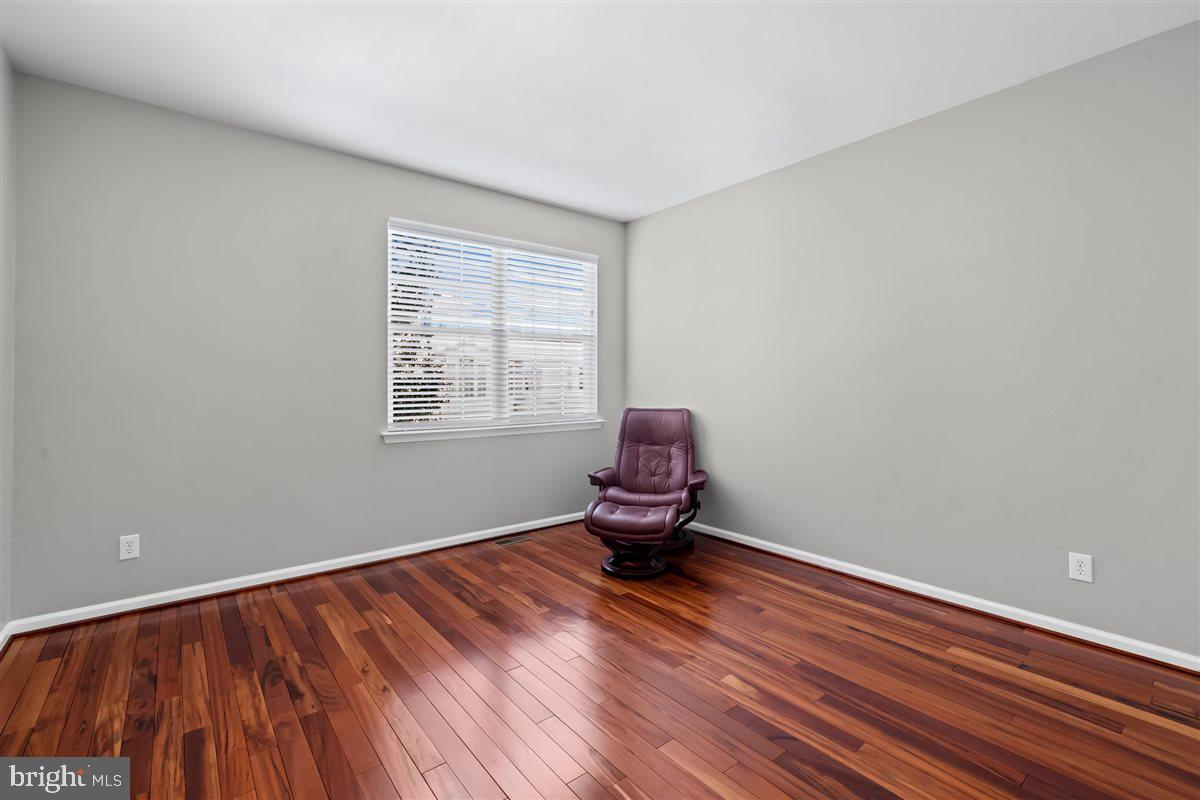 BRANDYWINE @ THORN - Residential