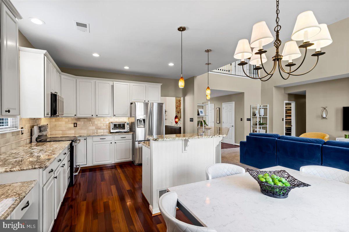 BRANDYWINE @ THORN - Residential