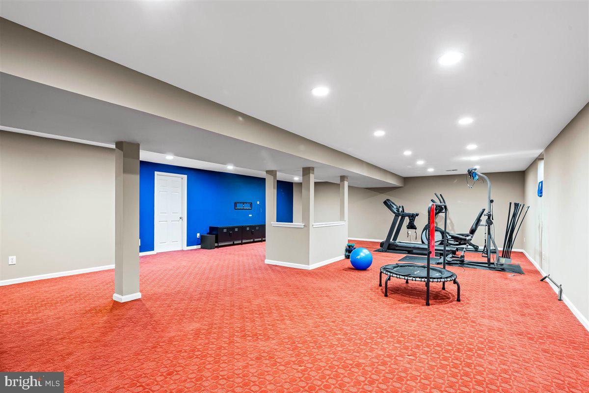 BRANDYWINE @ THORN - Residential