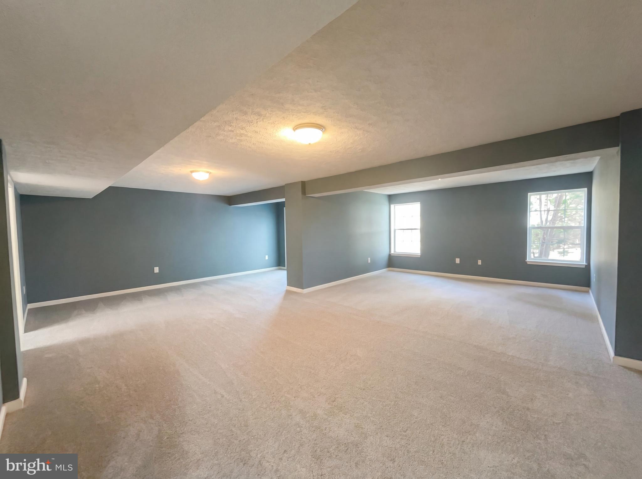 BLOOMS CROSSING - Residential