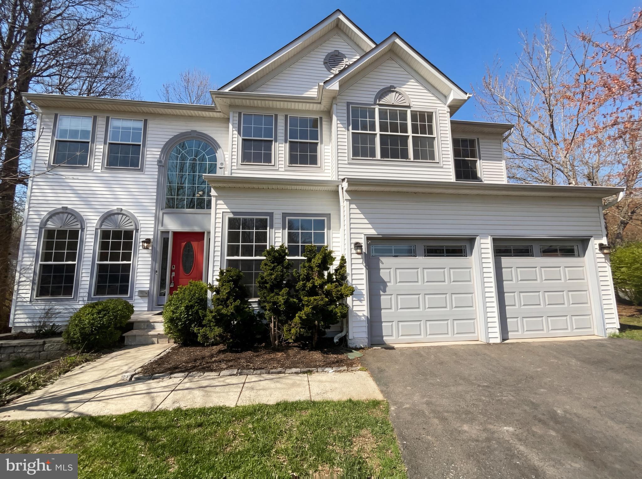 BLOOMS CROSSING - Residential