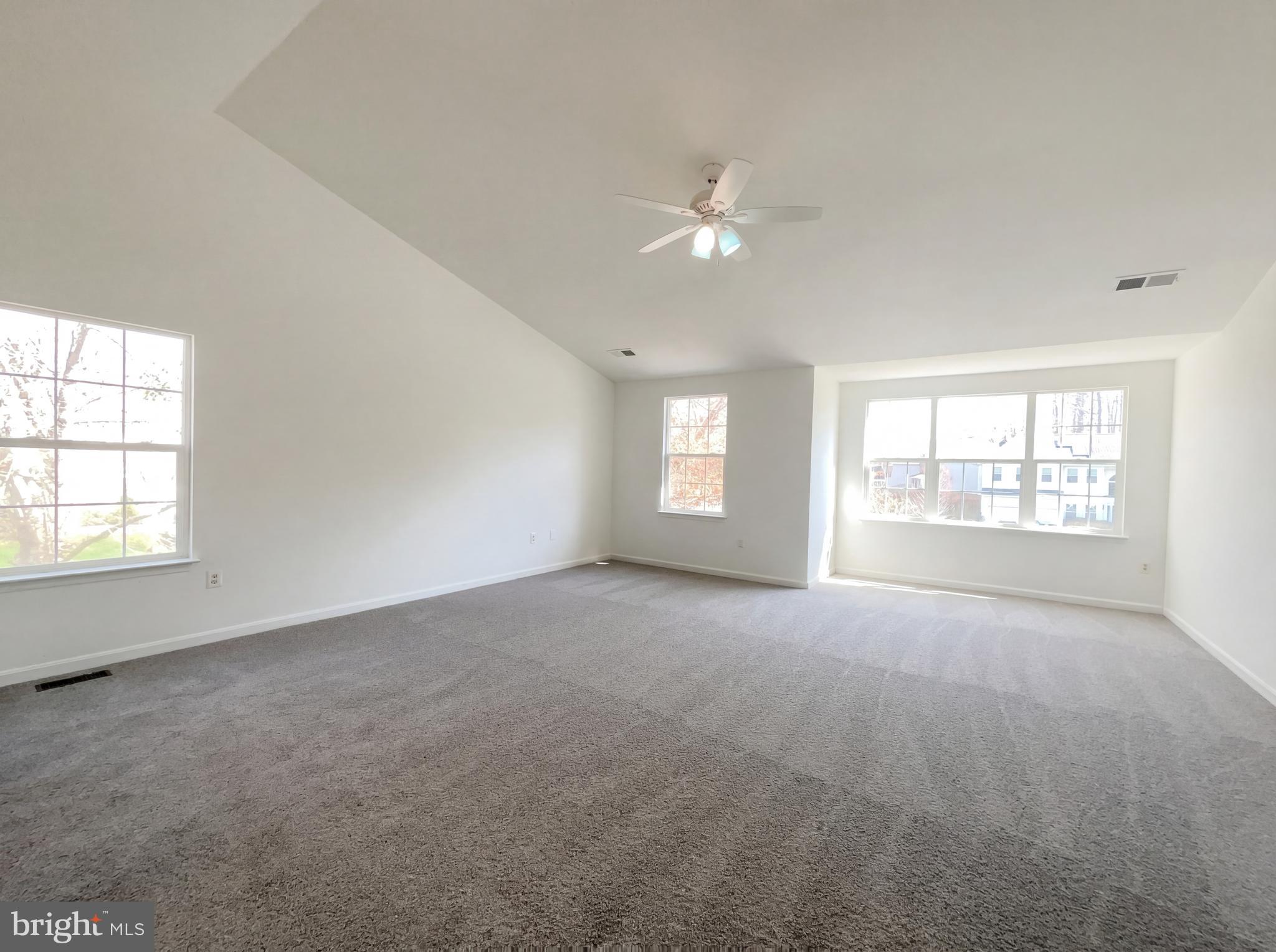 BLOOMS CROSSING - Residential