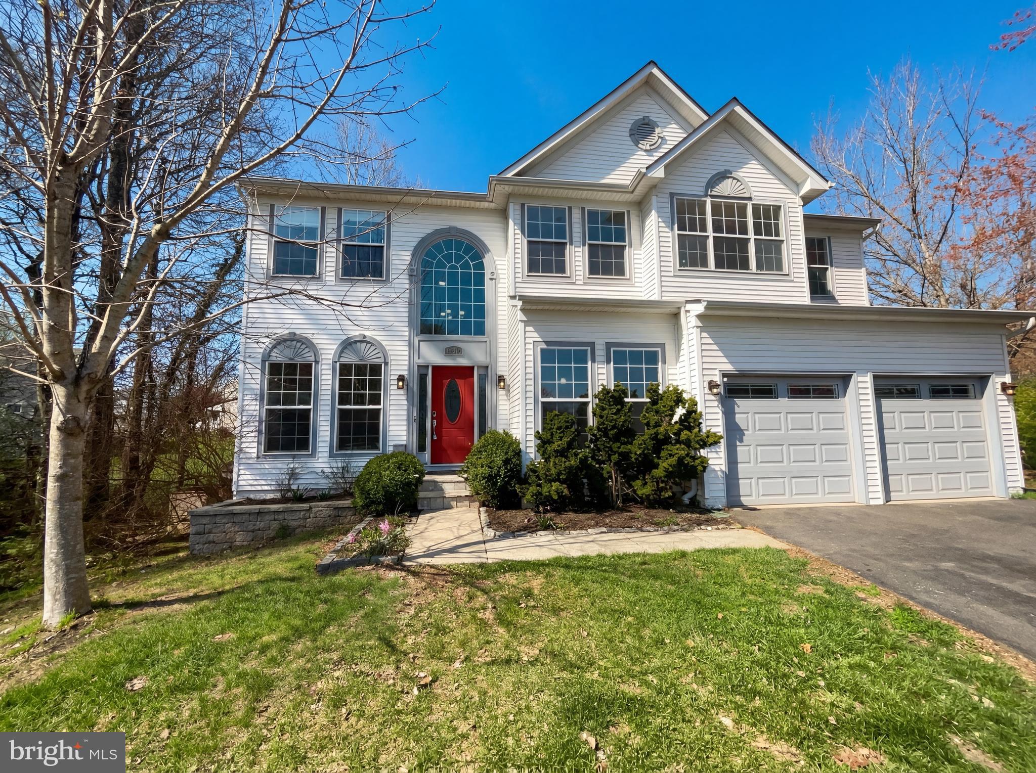 BLOOMS CROSSING - Residential