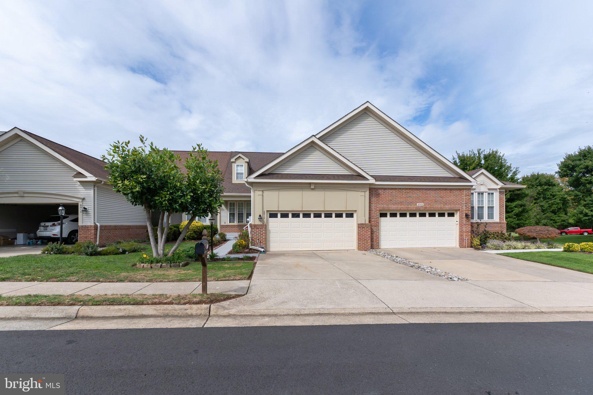 6912 BIRKENHEAD PLACE