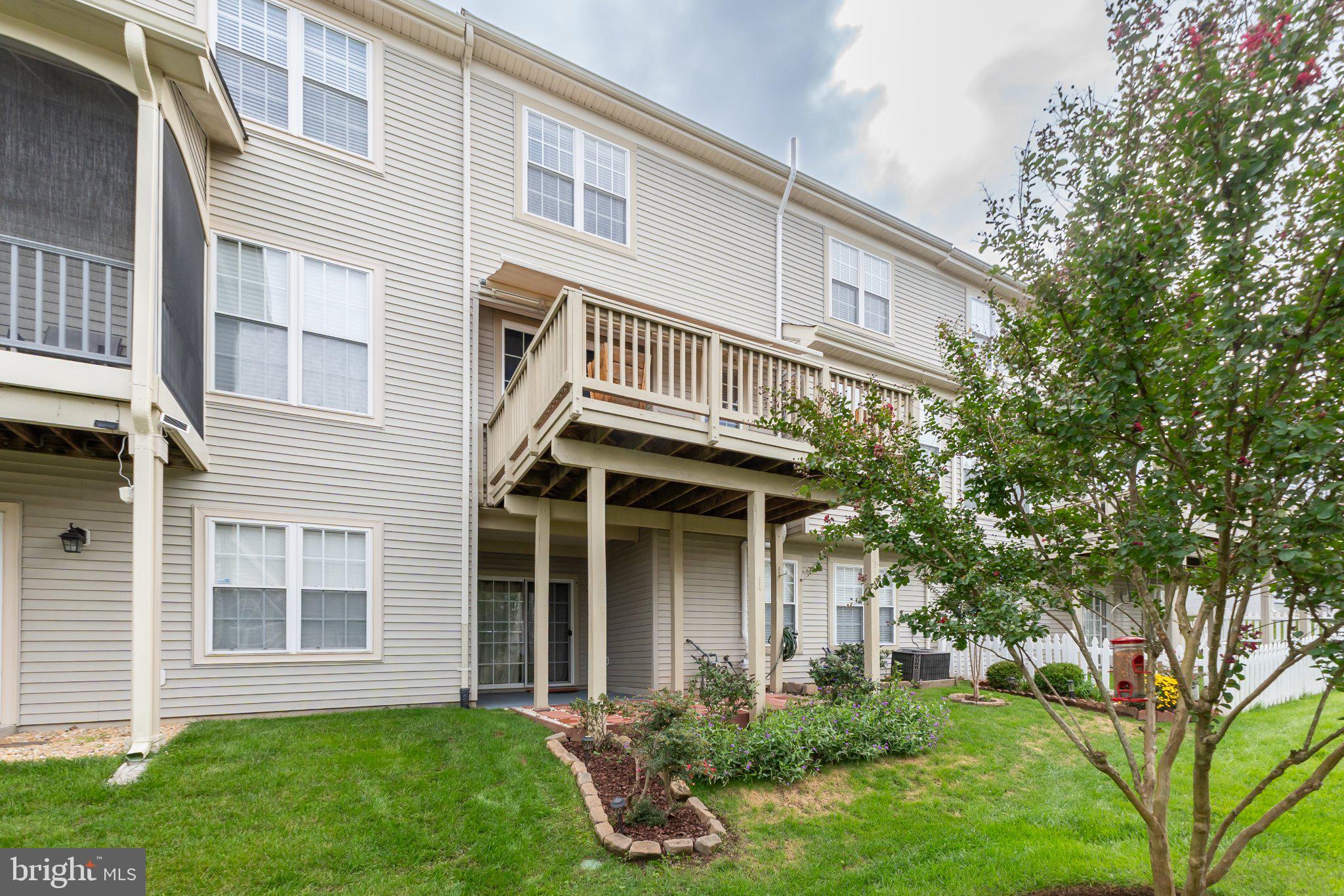 6912 BIRKENHEAD PLACE