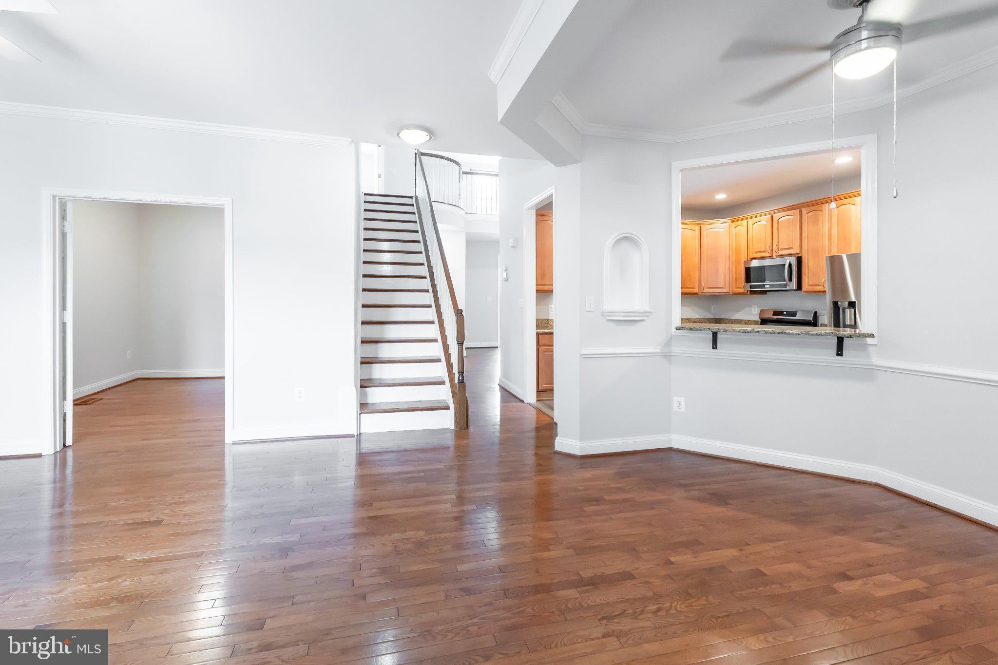 6912 BIRKENHEAD PLACE