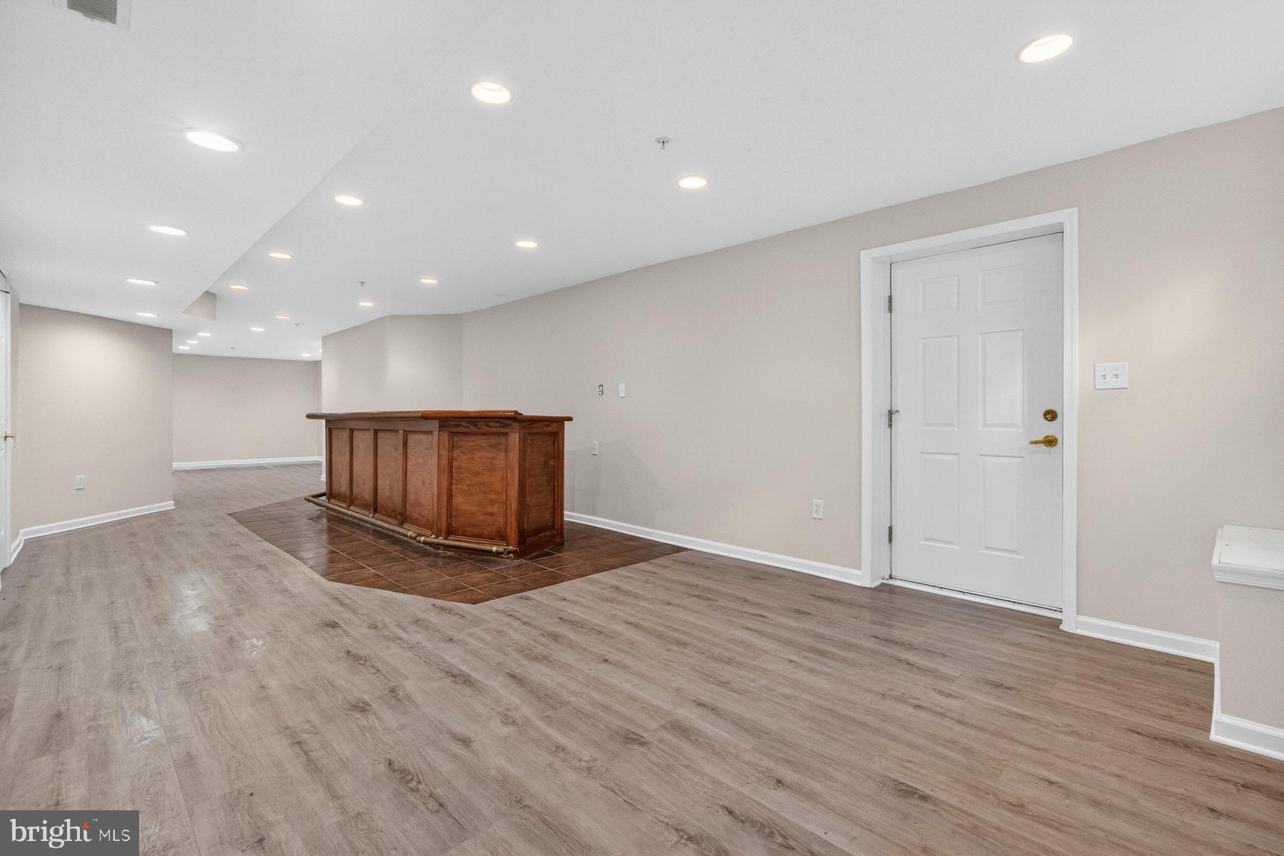 GLENN ESTATES - Residential