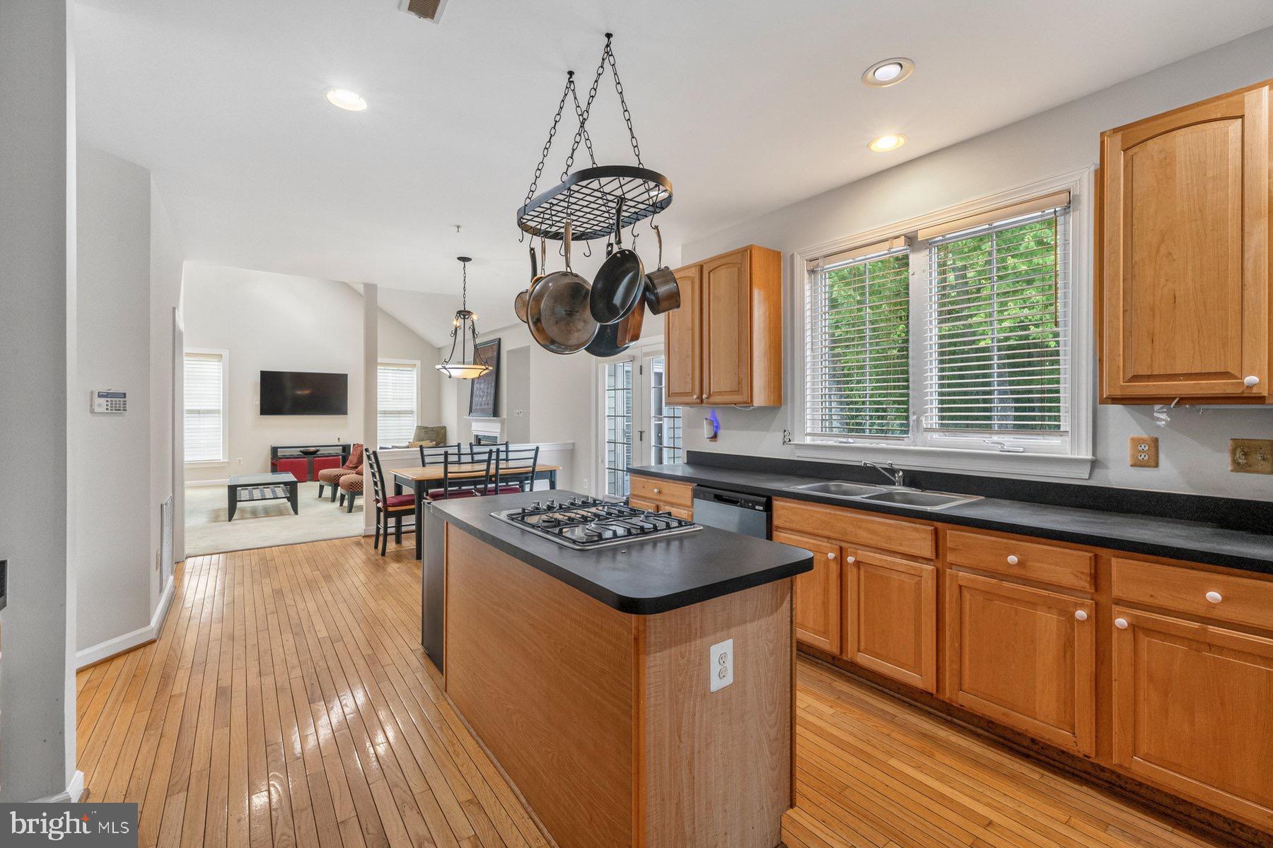 GLENN ESTATES - Residential