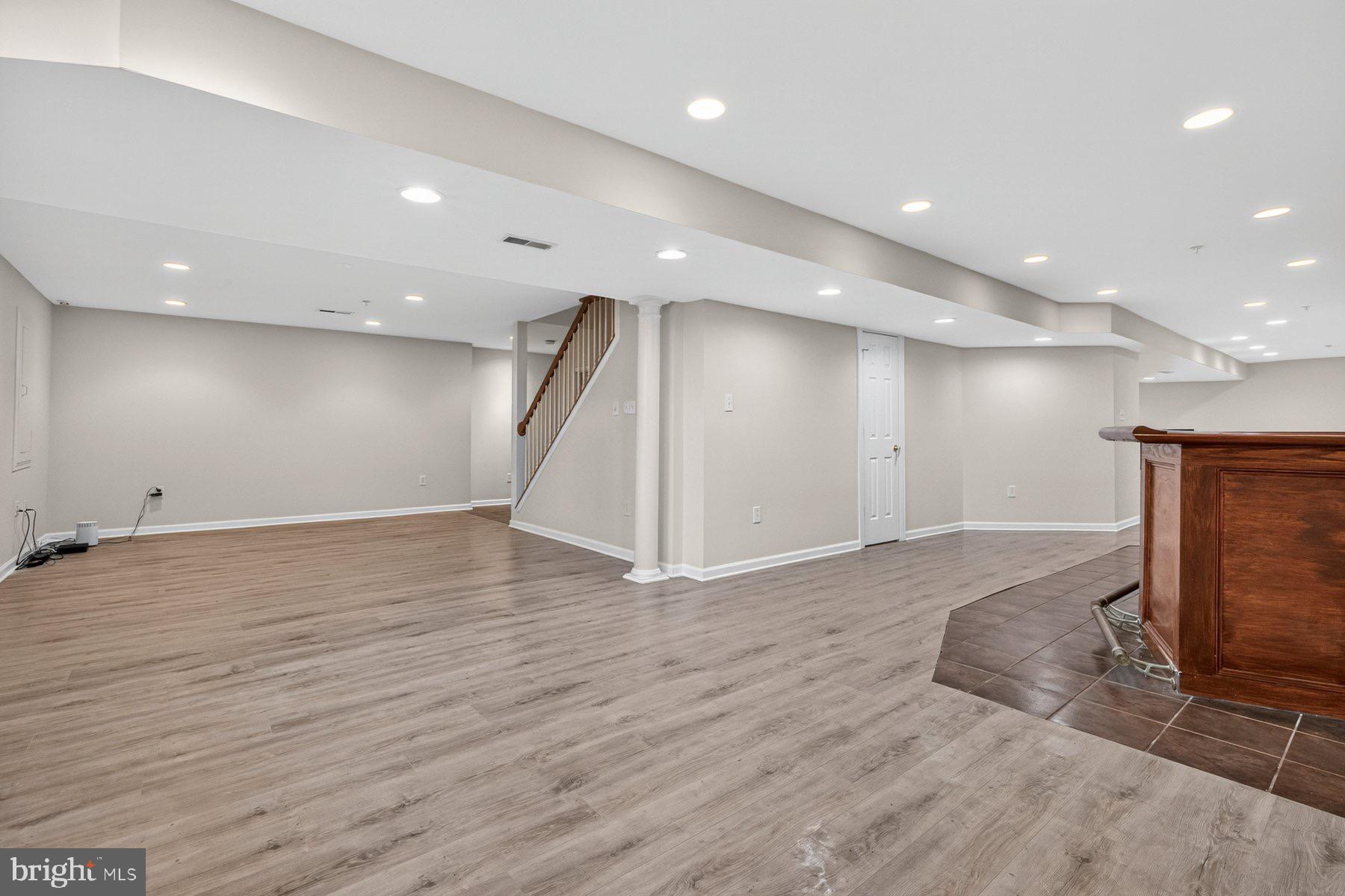 GLENN ESTATES - Residential