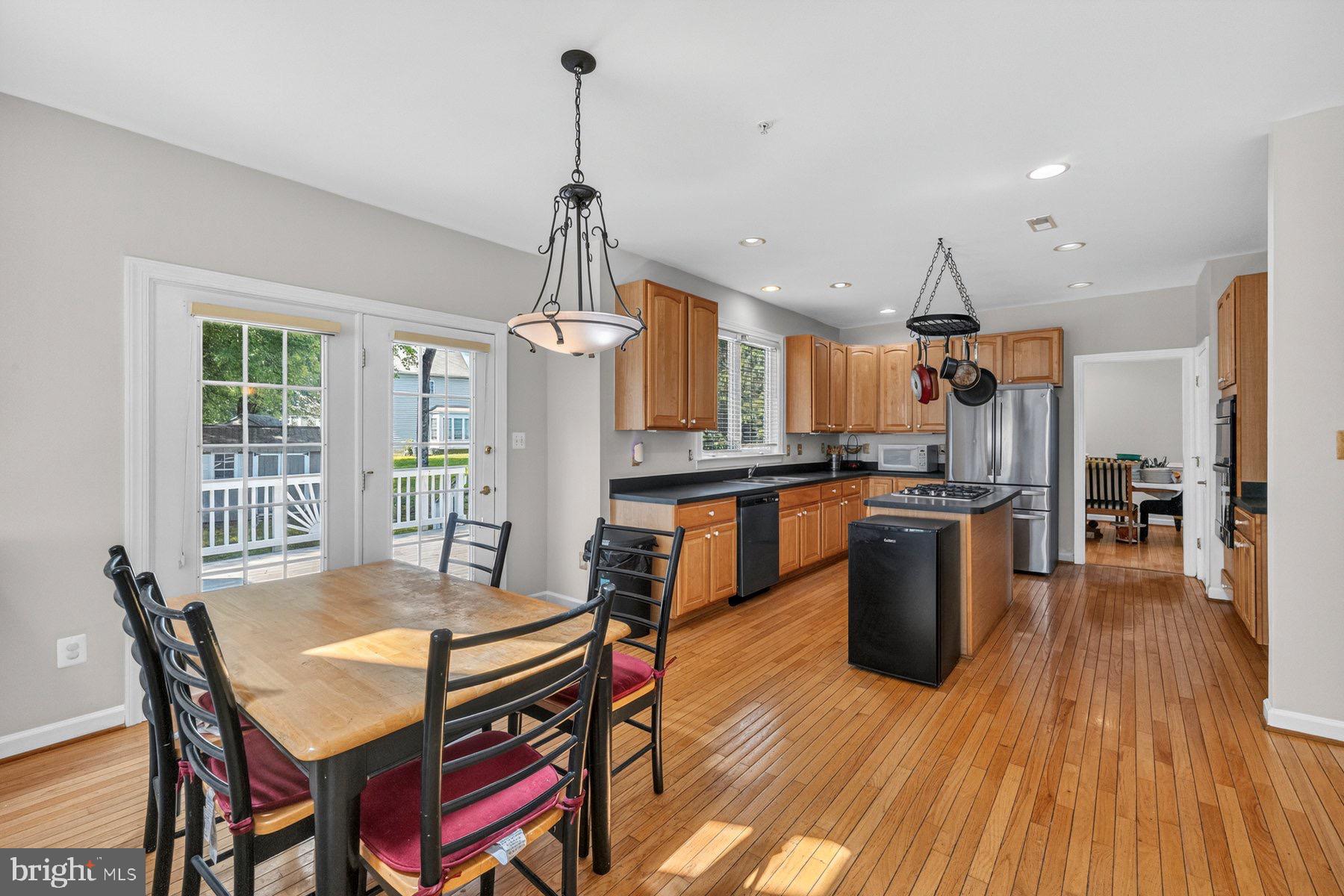 GLENN ESTATES - Residential