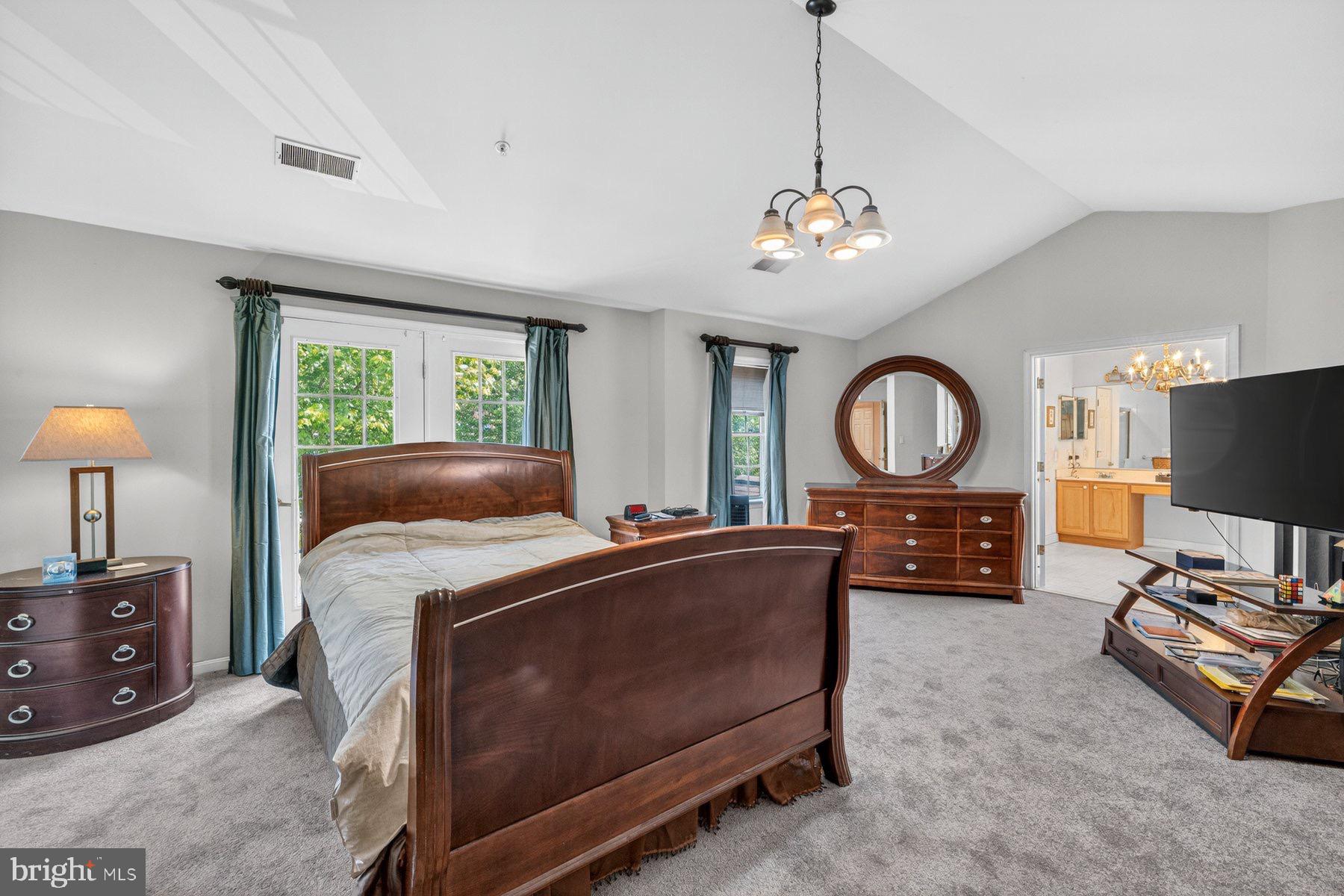 GLENN ESTATES - Residential