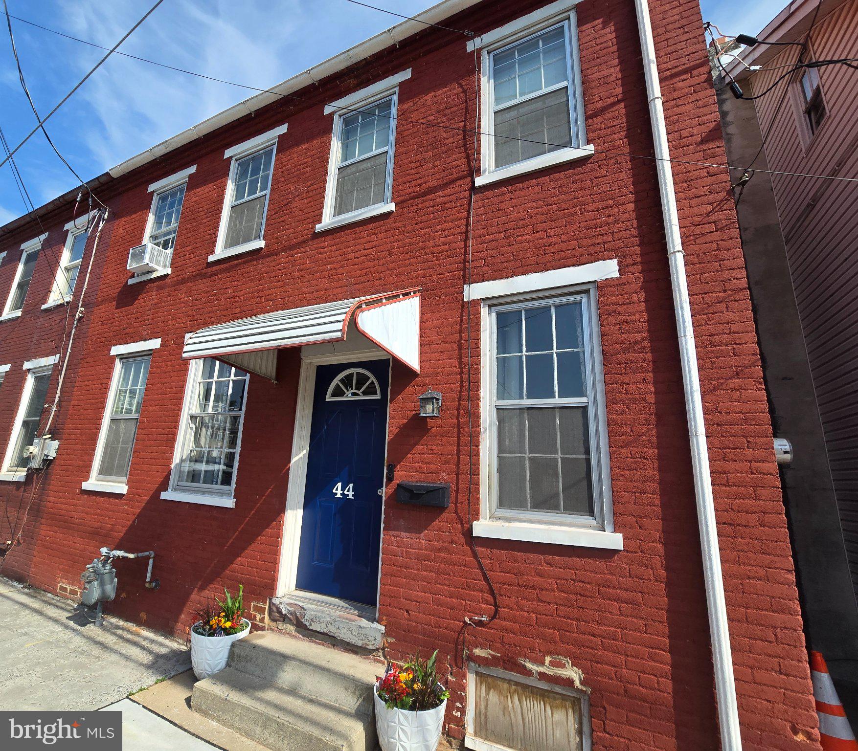44 E HUMMELSTOWN STREET