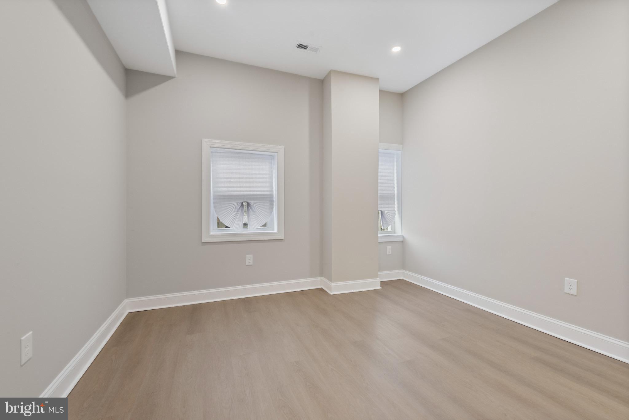 FRANKLIN SQUARE HISTORIC DISTRICT - Residential