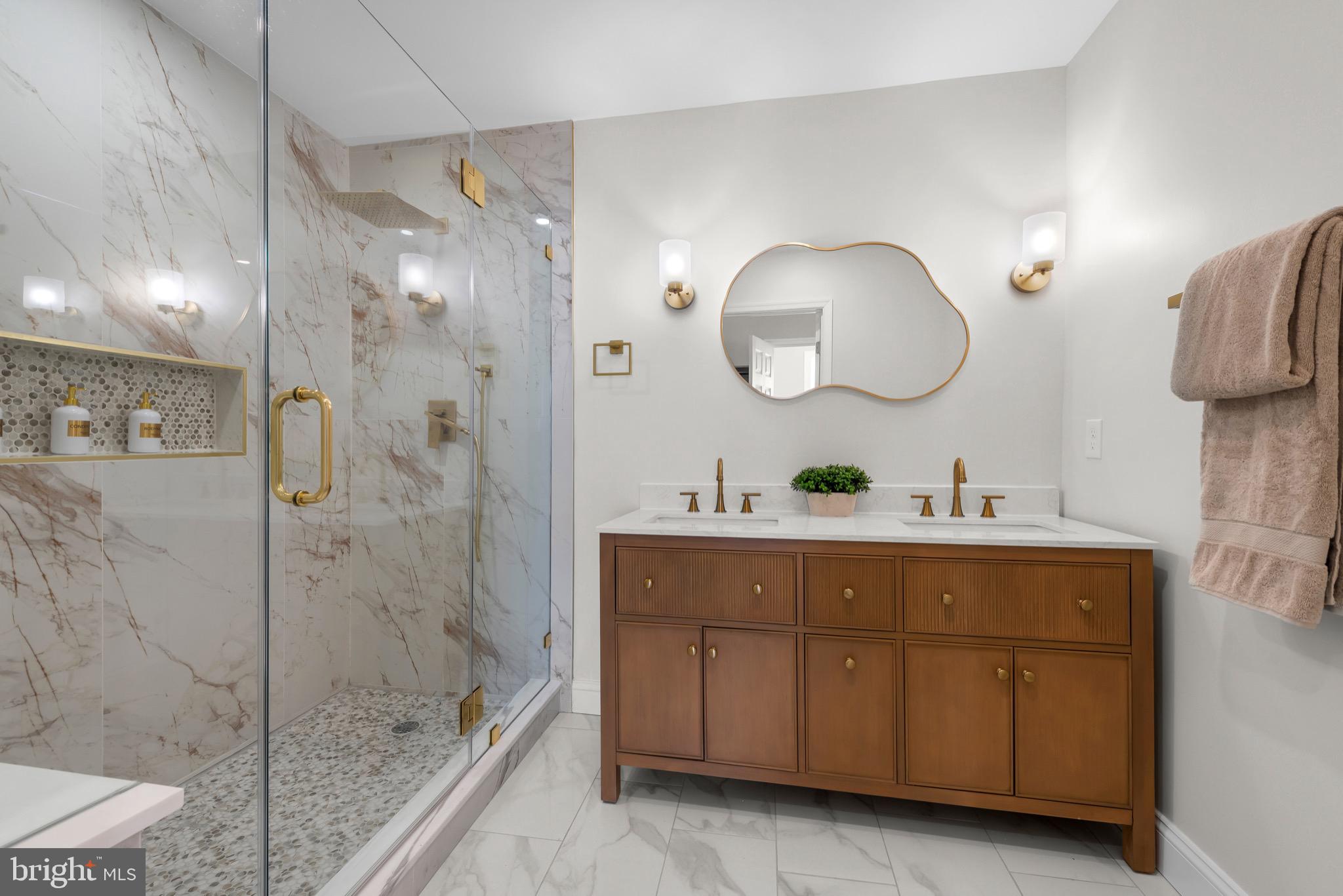 FRANKLIN SQUARE HISTORIC DISTRICT - Residential