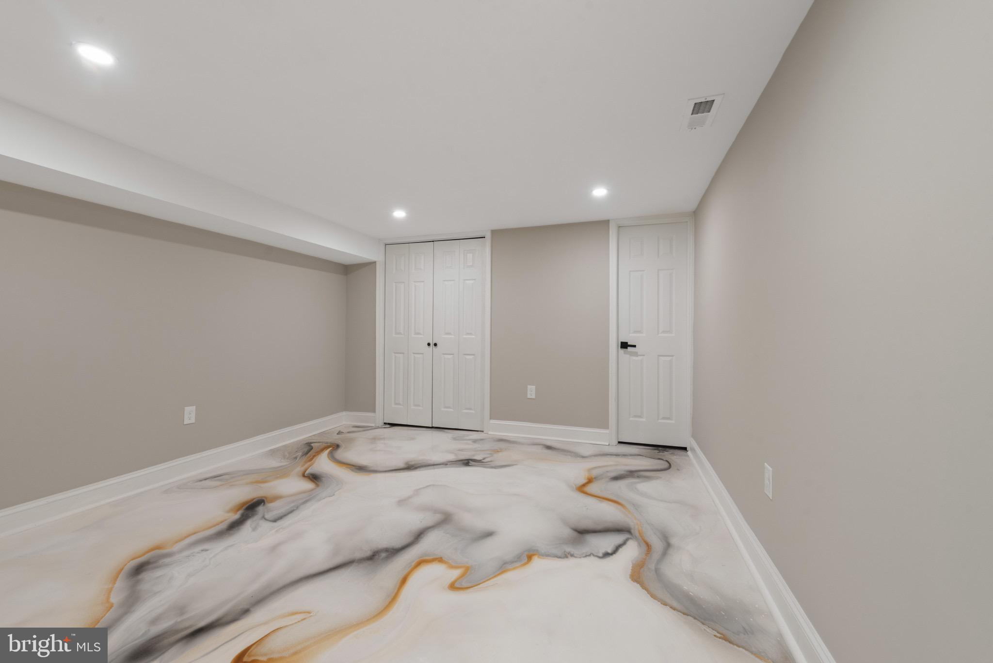 FRANKLIN SQUARE HISTORIC DISTRICT - Residential