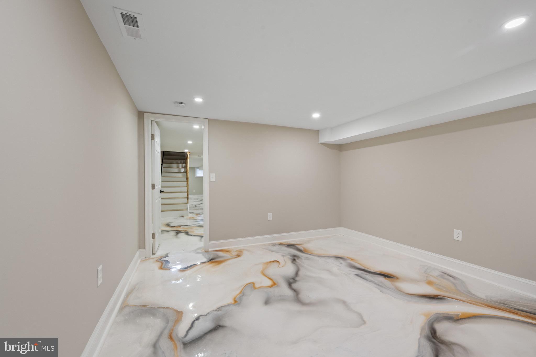 FRANKLIN SQUARE HISTORIC DISTRICT - Residential