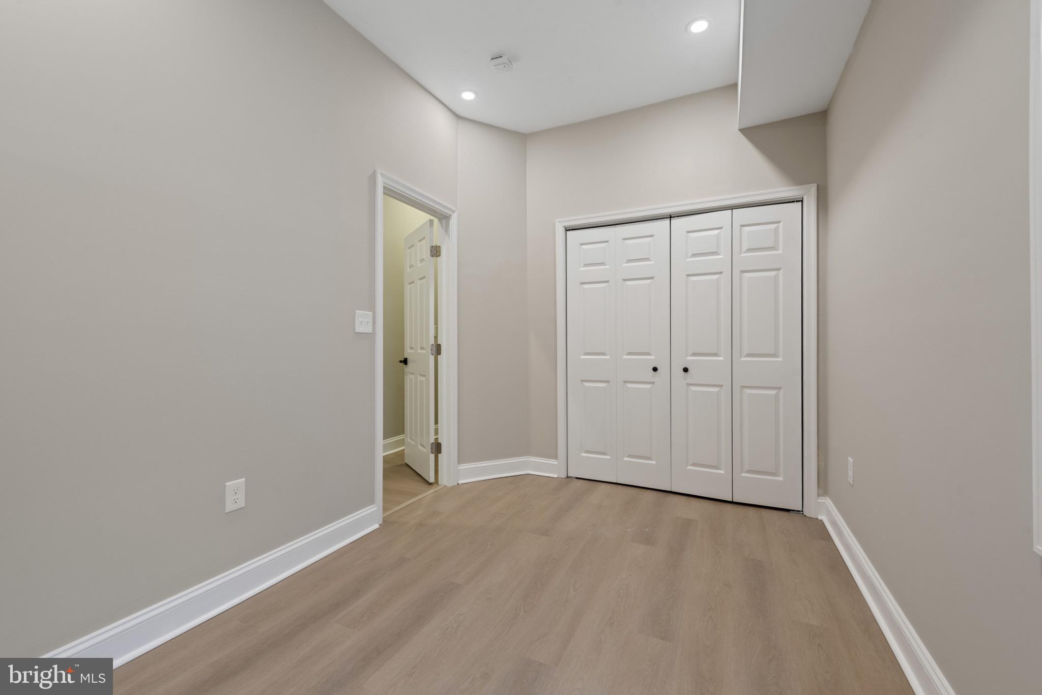 FRANKLIN SQUARE HISTORIC DISTRICT - Residential