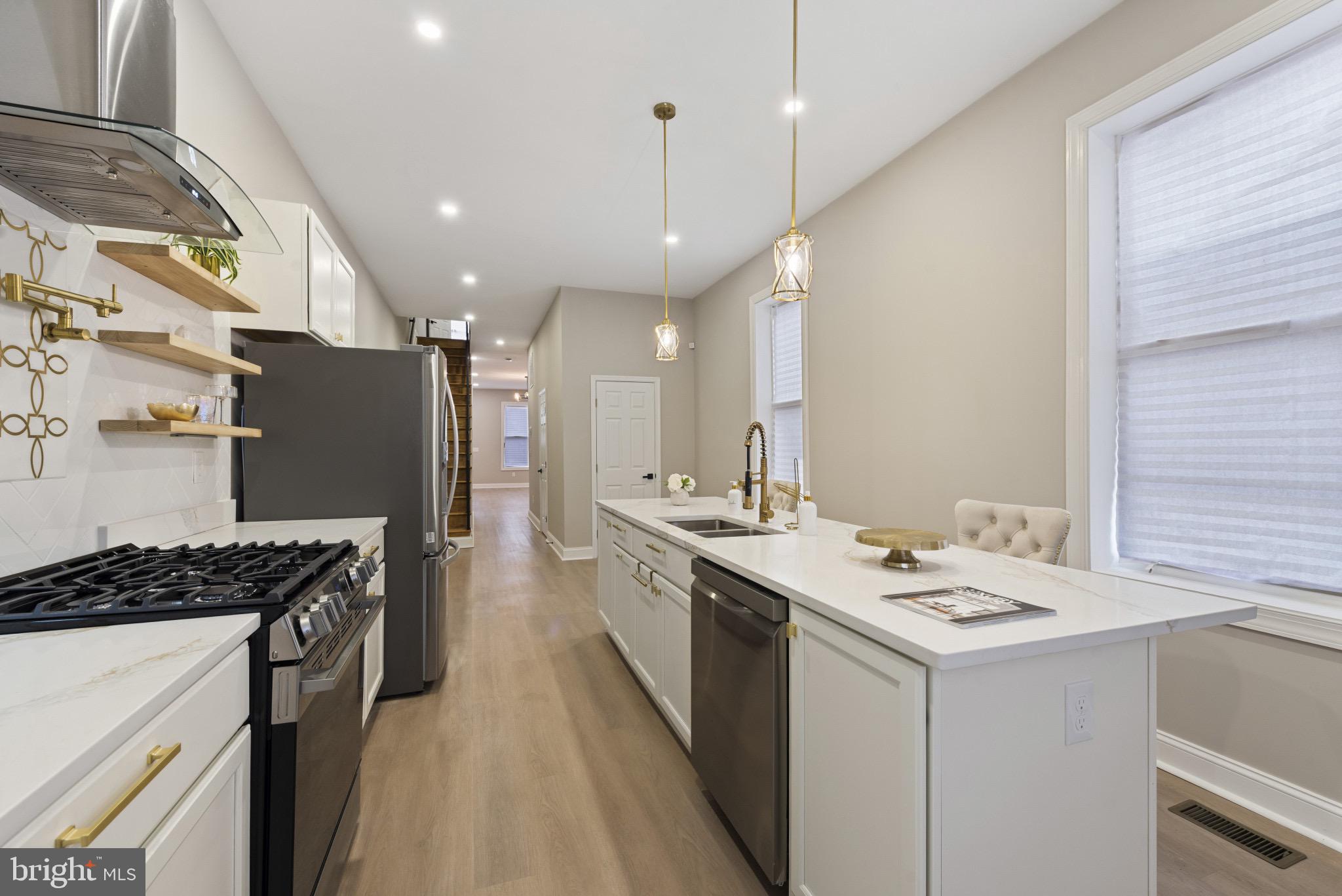 FRANKLIN SQUARE HISTORIC DISTRICT - Residential