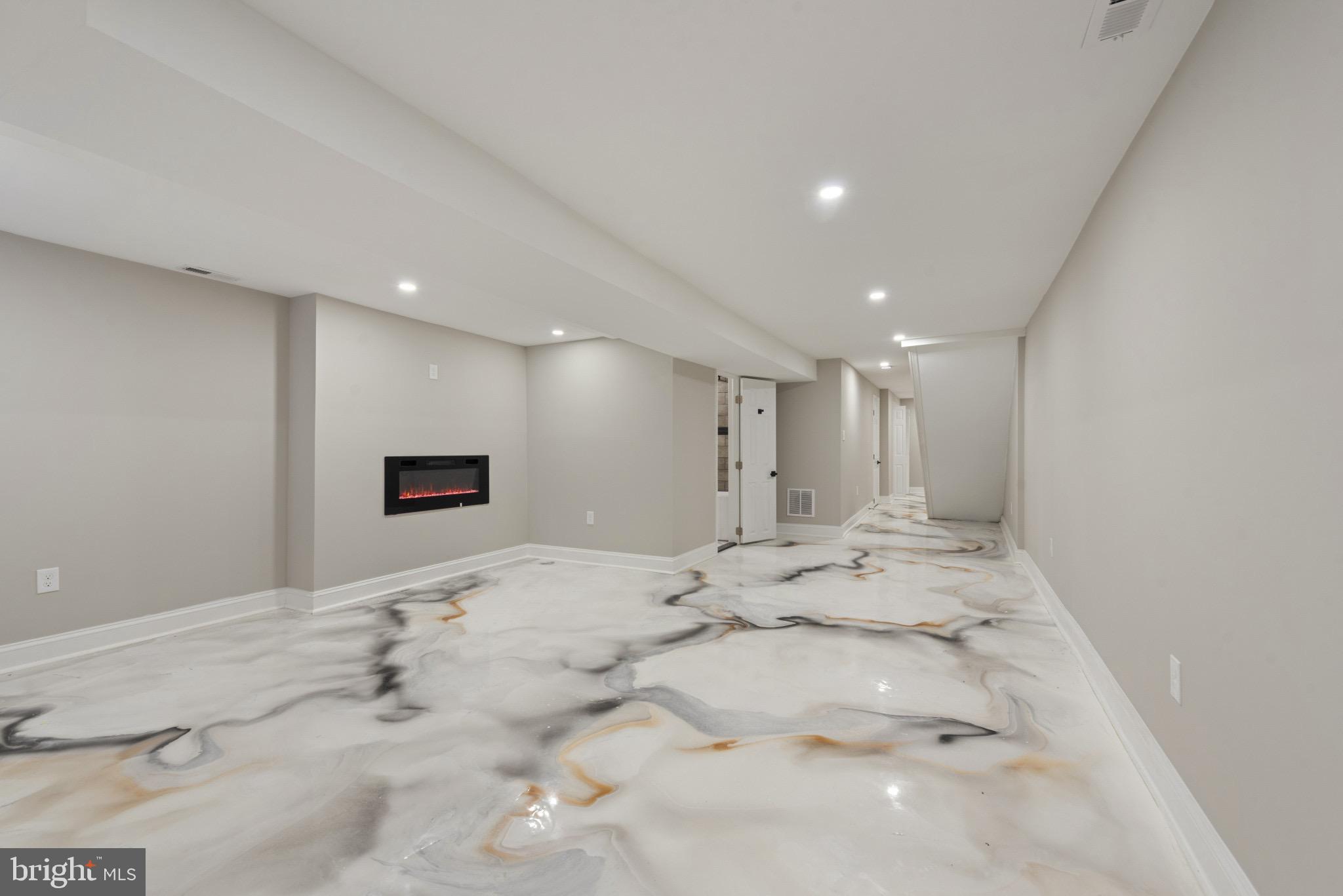 FRANKLIN SQUARE HISTORIC DISTRICT - Residential