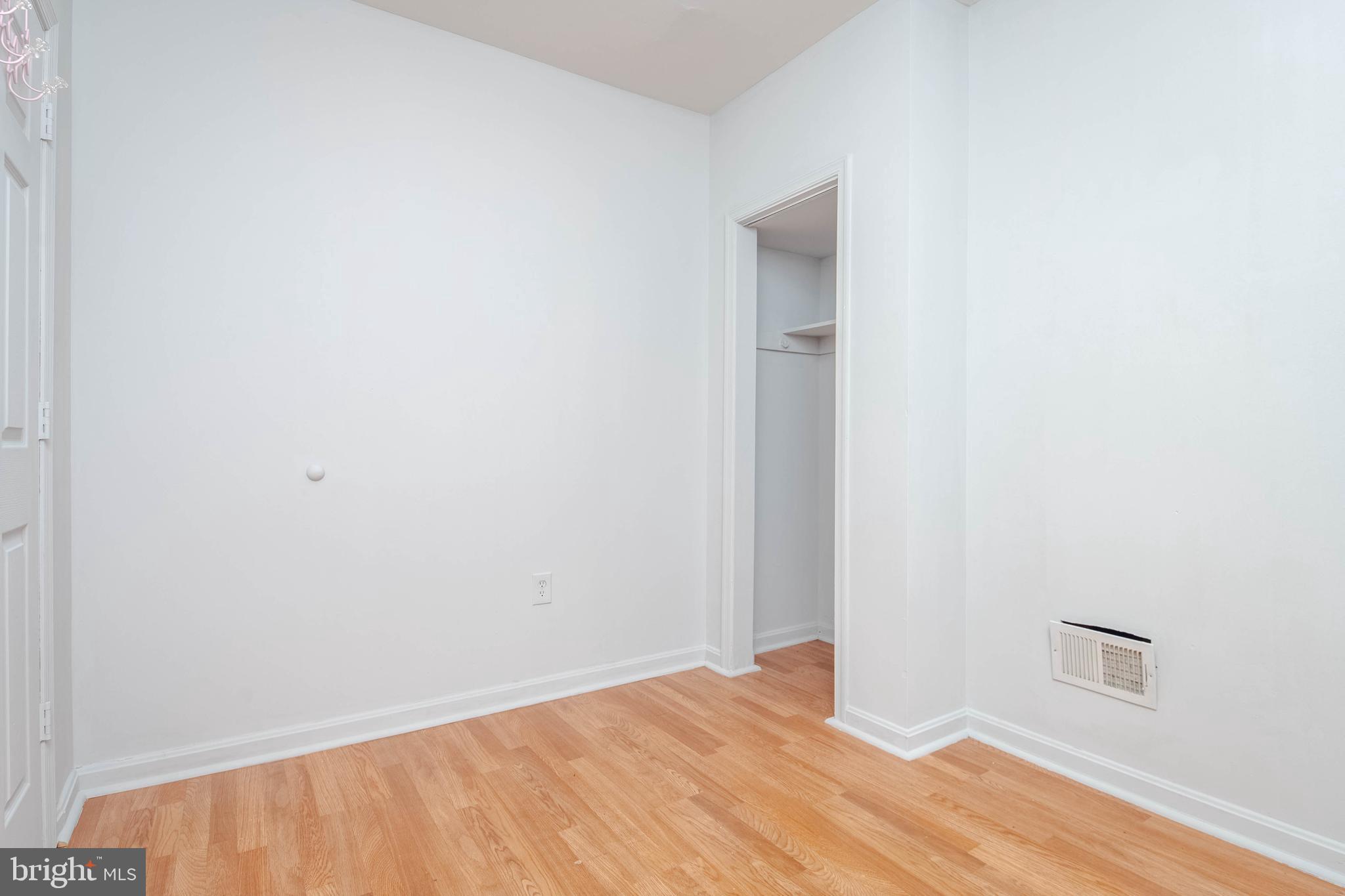 OLIVER - Residential