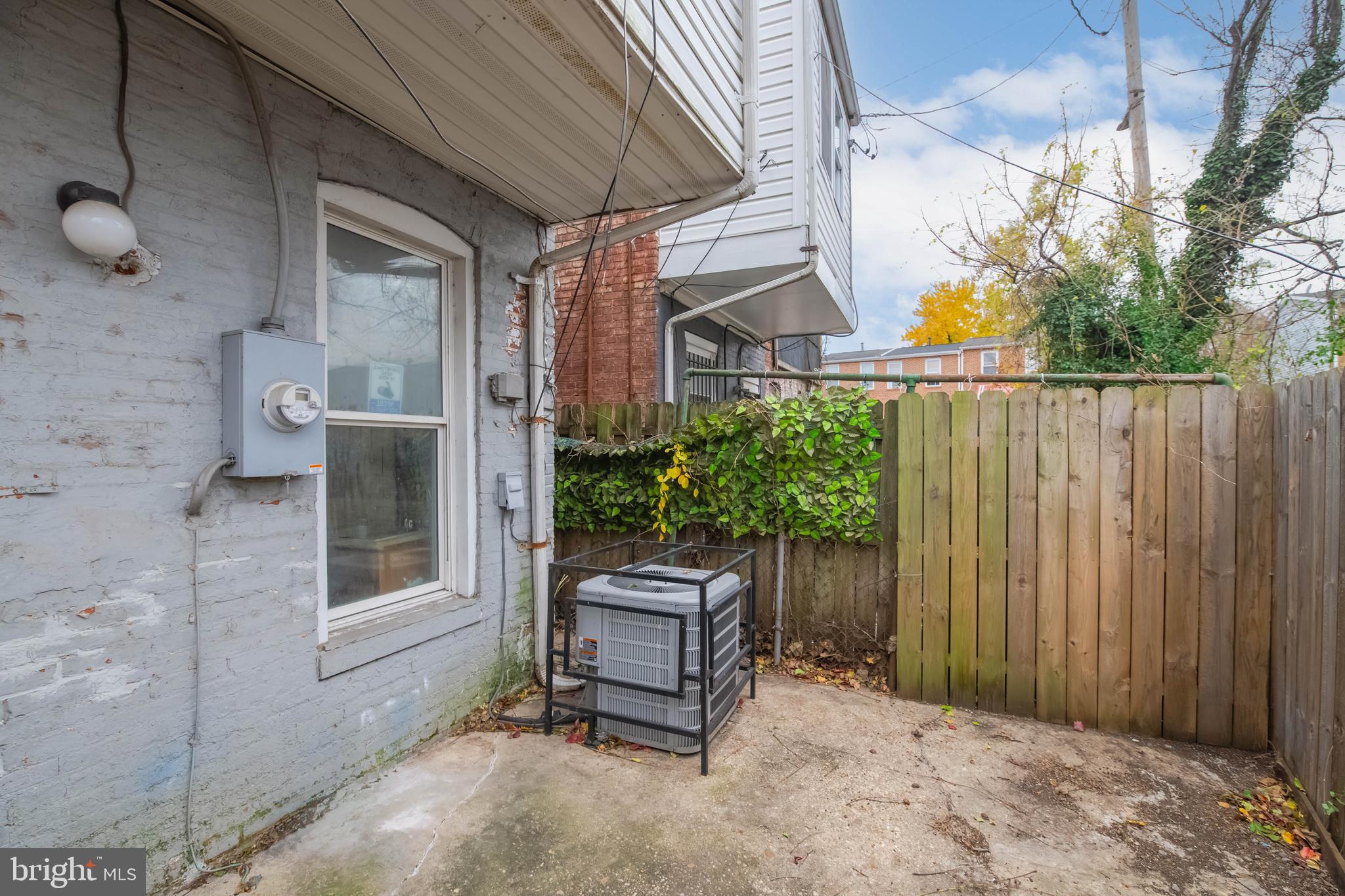 OLIVER - Residential