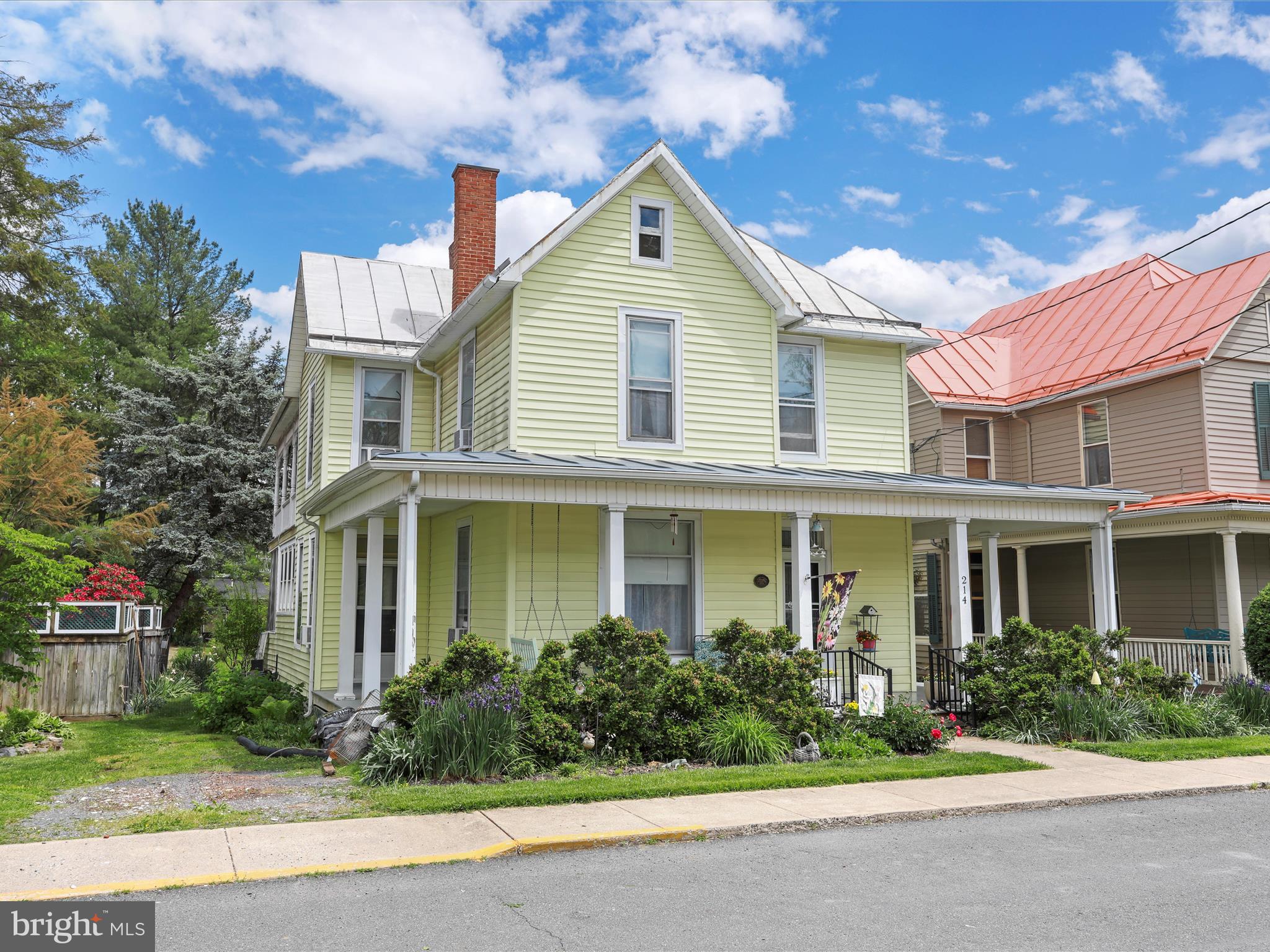 214 CENTER STREET