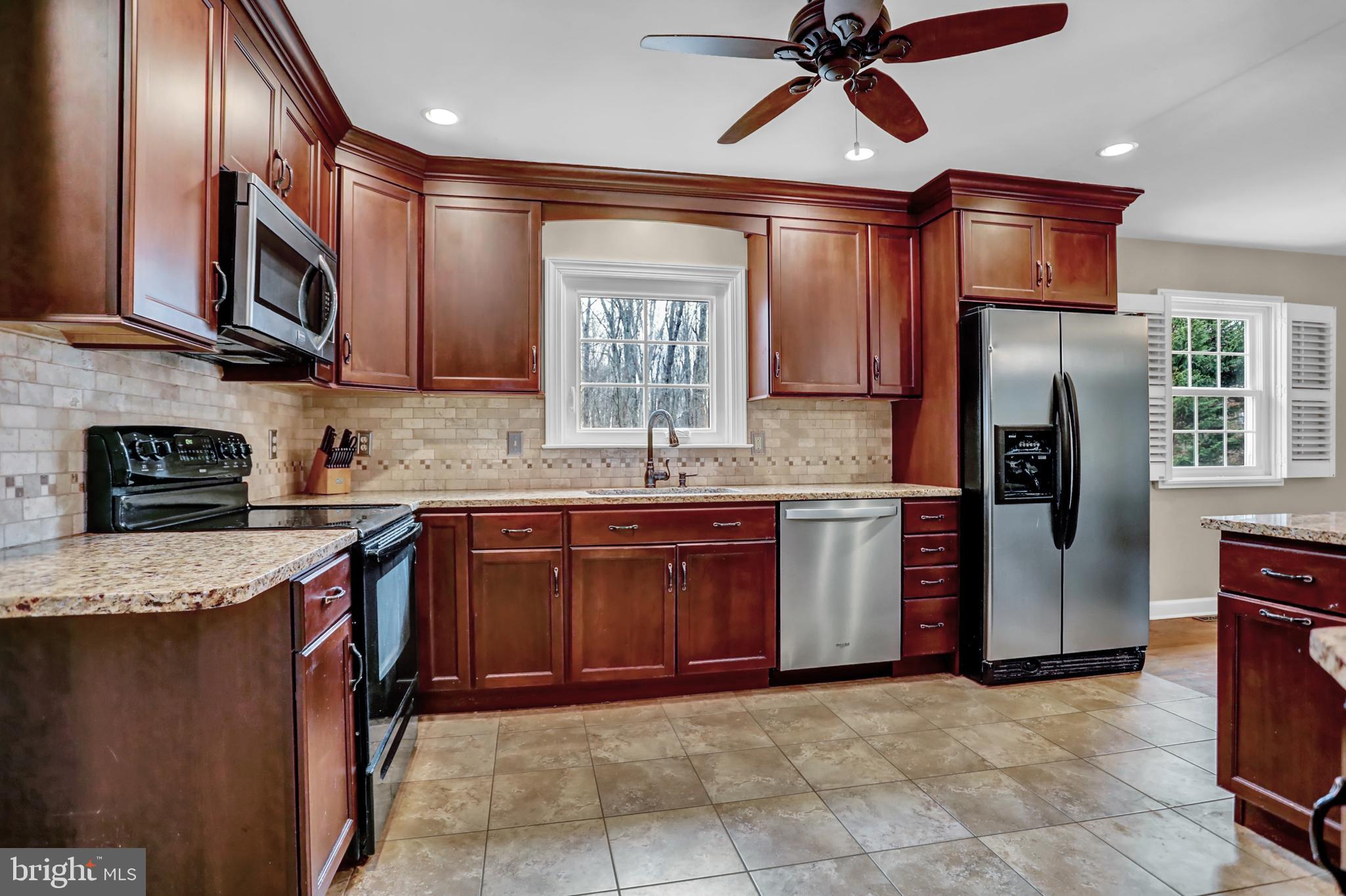 DUBLIN MANOR - Residential