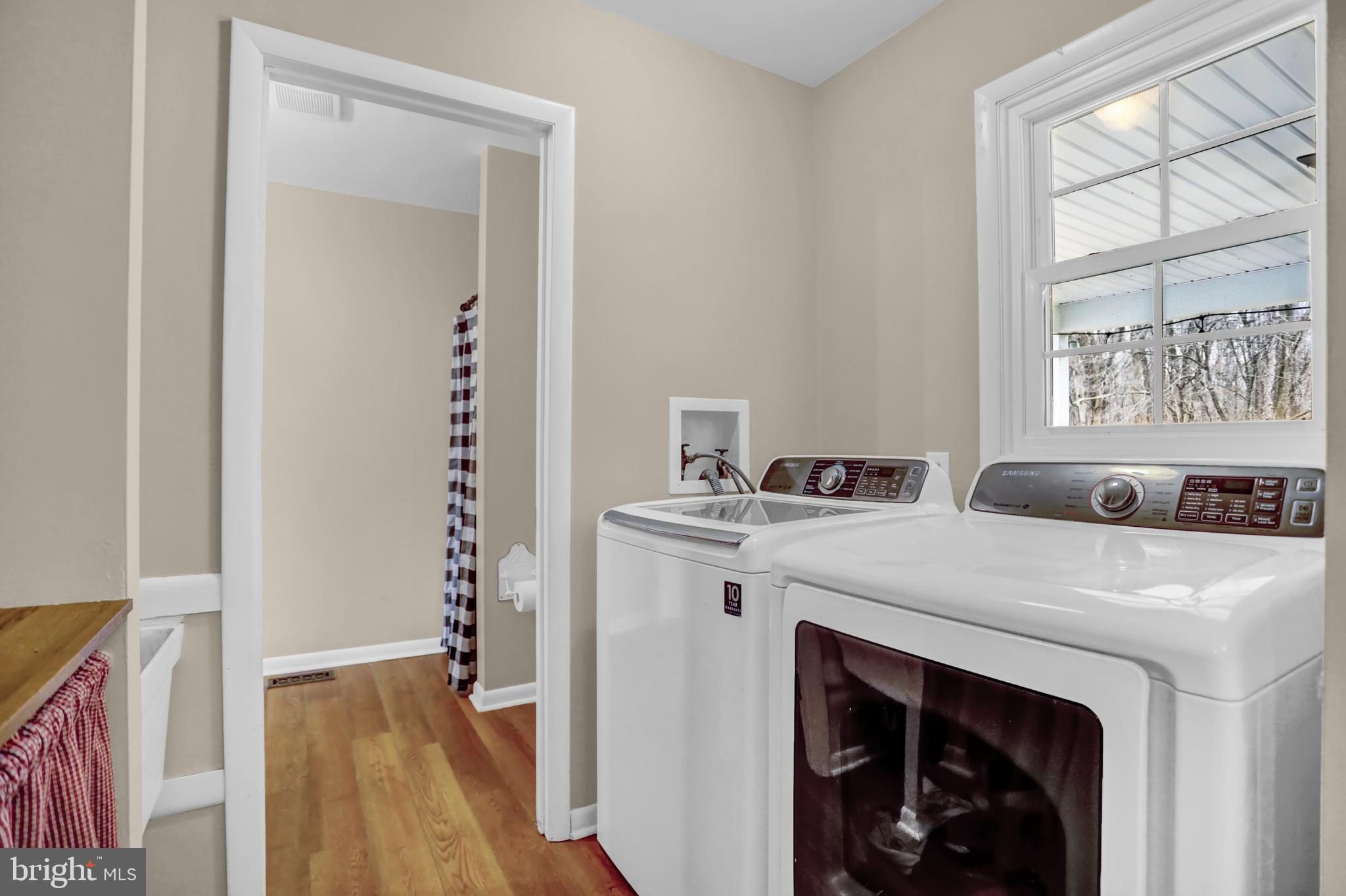 DUBLIN MANOR - Residential