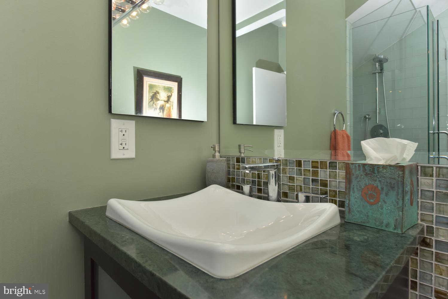 STONEYBROOKE - Residential