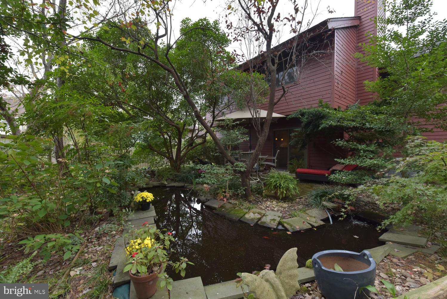 STONEYBROOKE - Residential