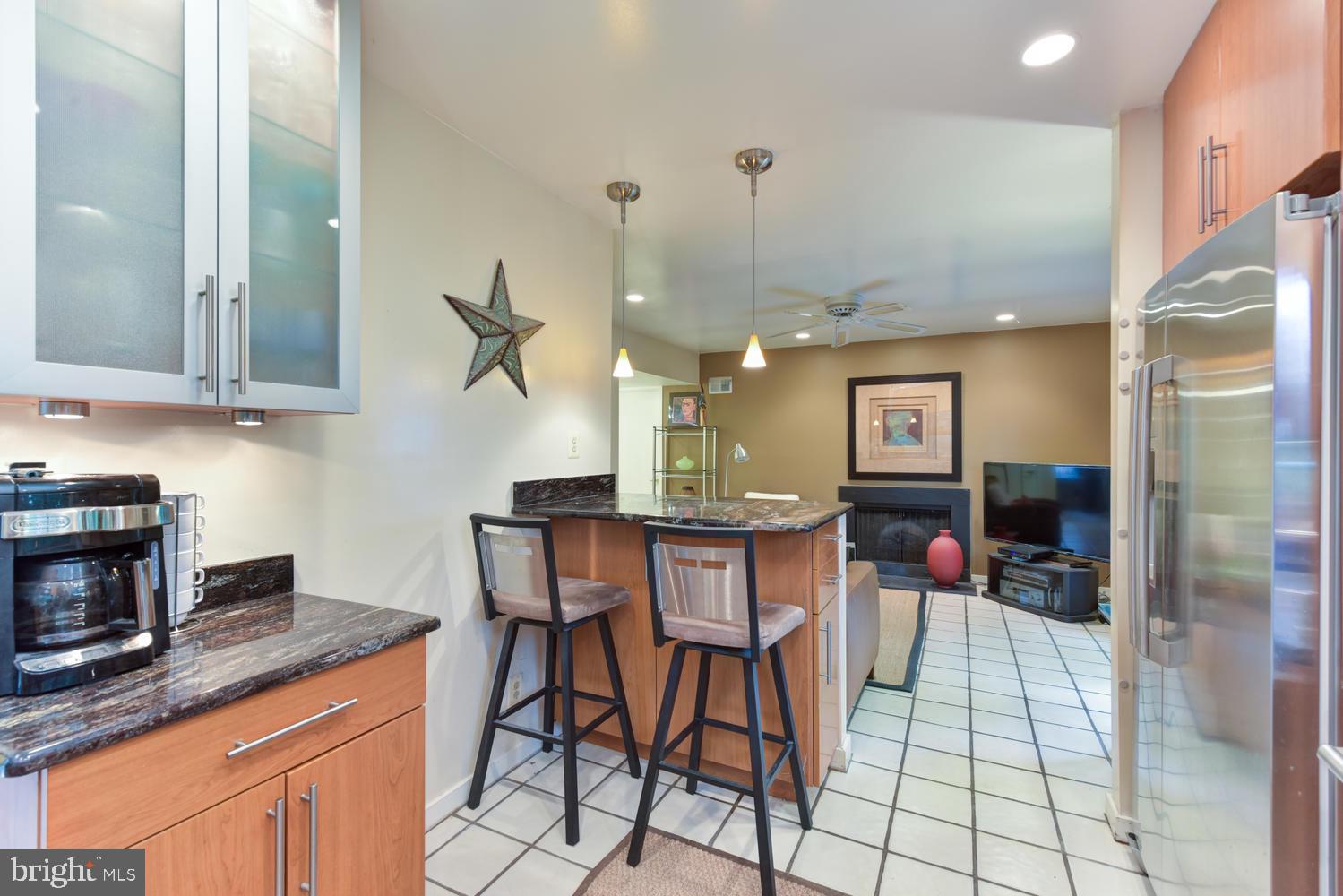 STONEYBROOKE - Residential