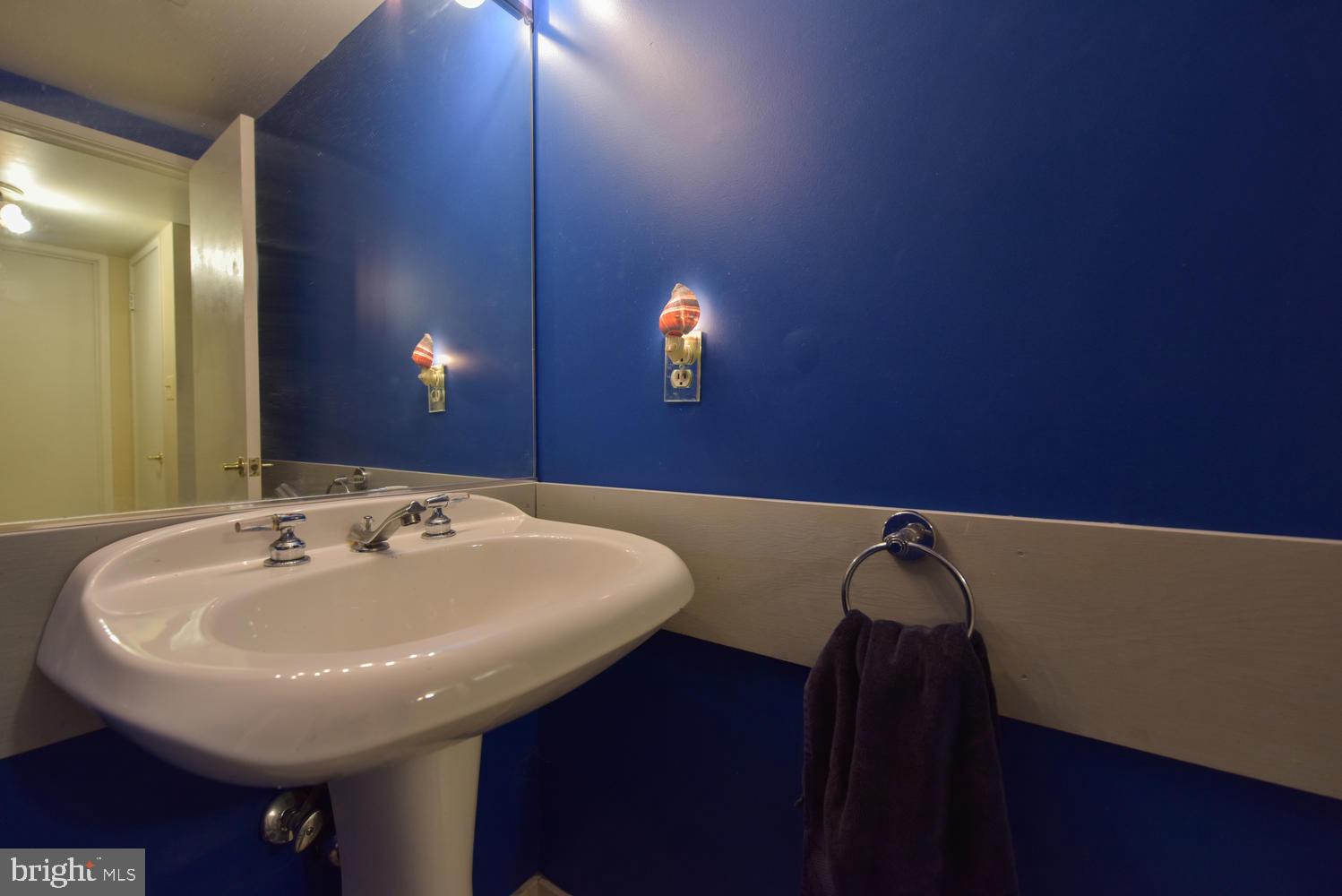 STONEYBROOKE - Residential