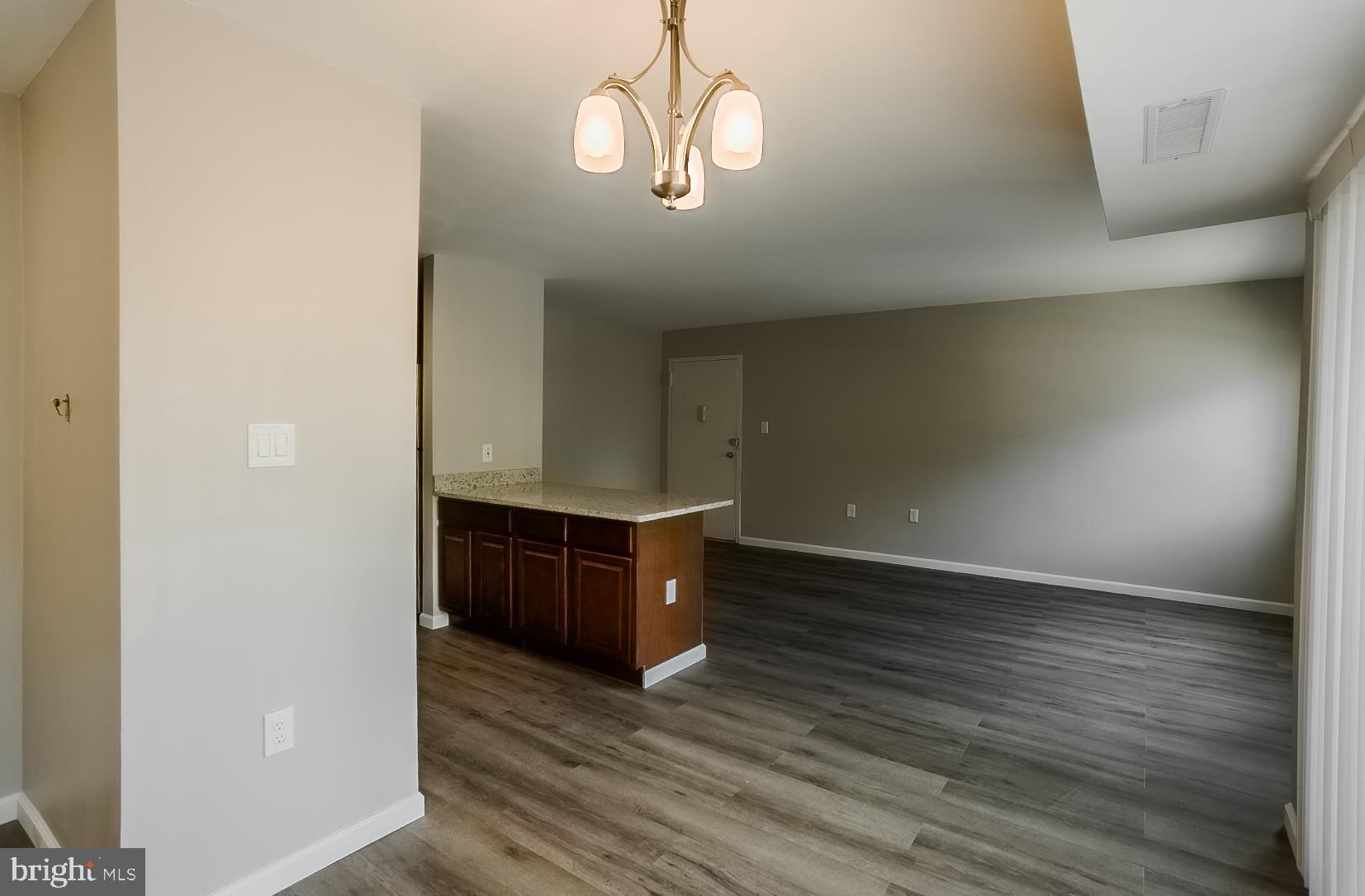 OCCOQUAN RIDGE CONDO - Residential Lease