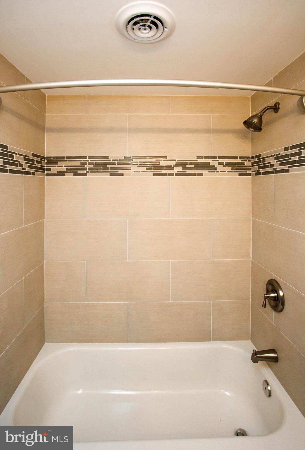 OCCOQUAN RIDGE CONDO - Residential Lease